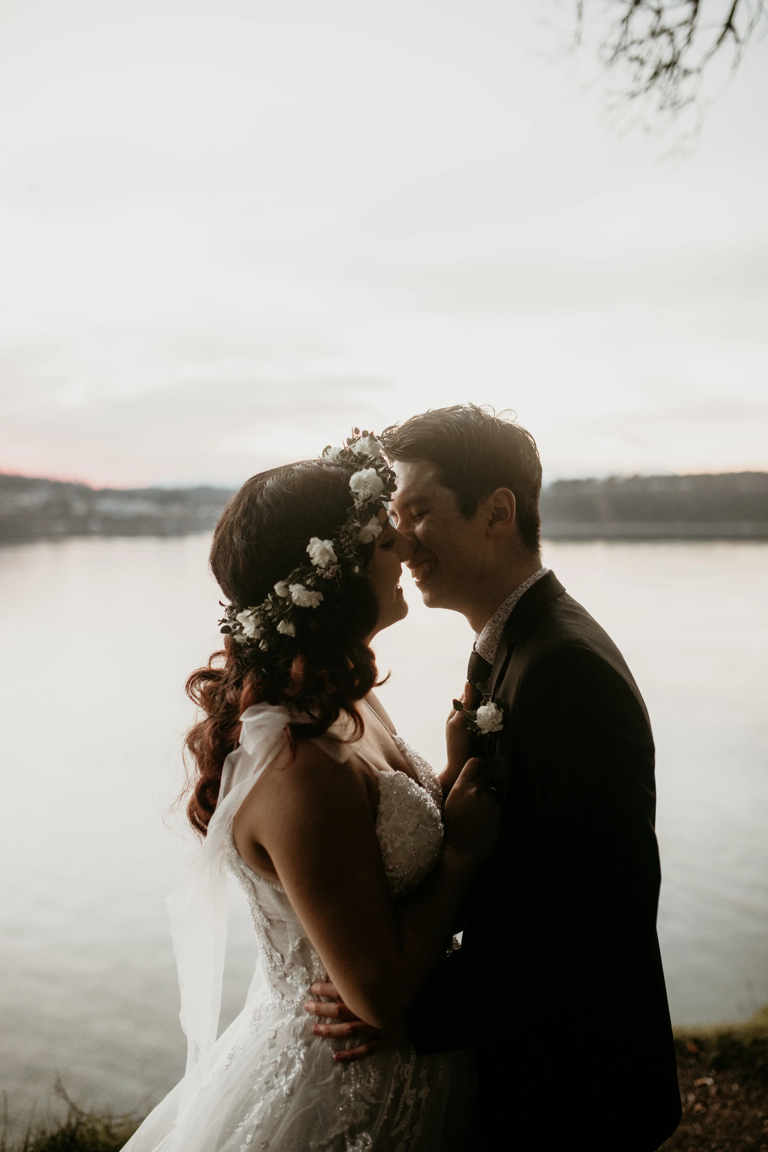 Tacoma elopement photography - point defiance elopement - point defiance elopement photography - elopement wedding photography - seattle elopement - hire wedding photographers in seattle - adventure wedding photographer - wedding photographer under …