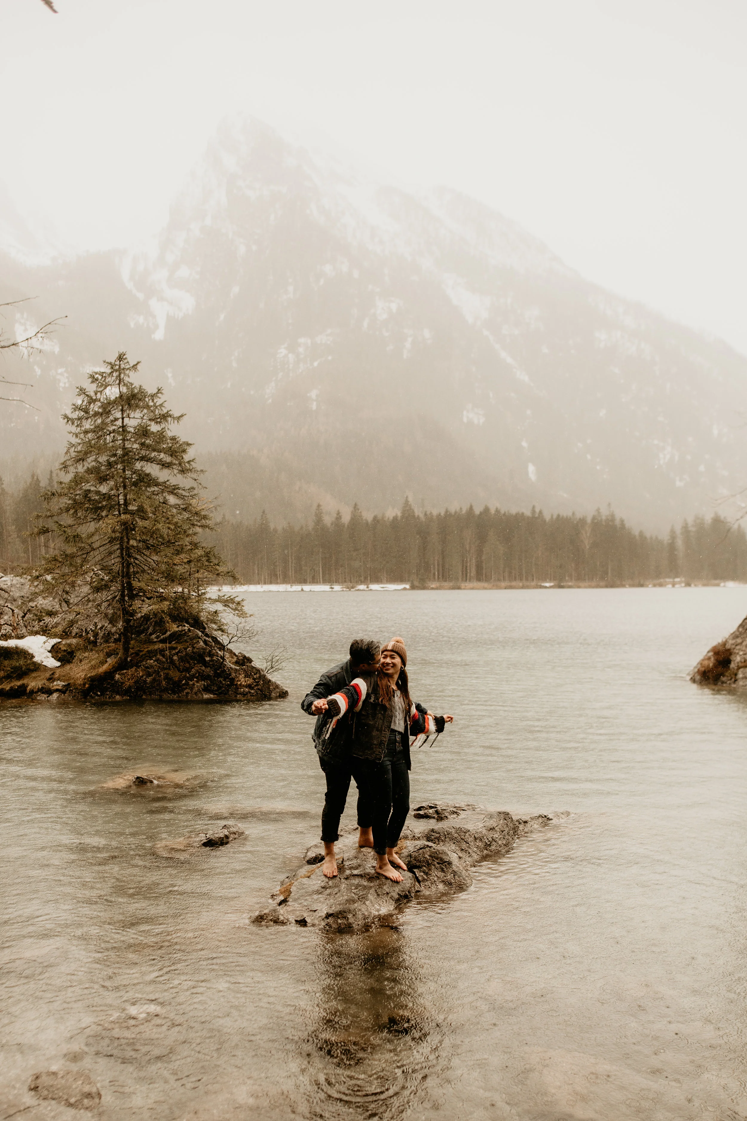 Austria elopement photographer - Hintersee elopement photographer - Austria elopement photographer - Italy wedding photographer - Austria wedding photographer - Germany wedding photographer - Lago Di Braies- Prago Wildersee - Salzburg wedding photog…