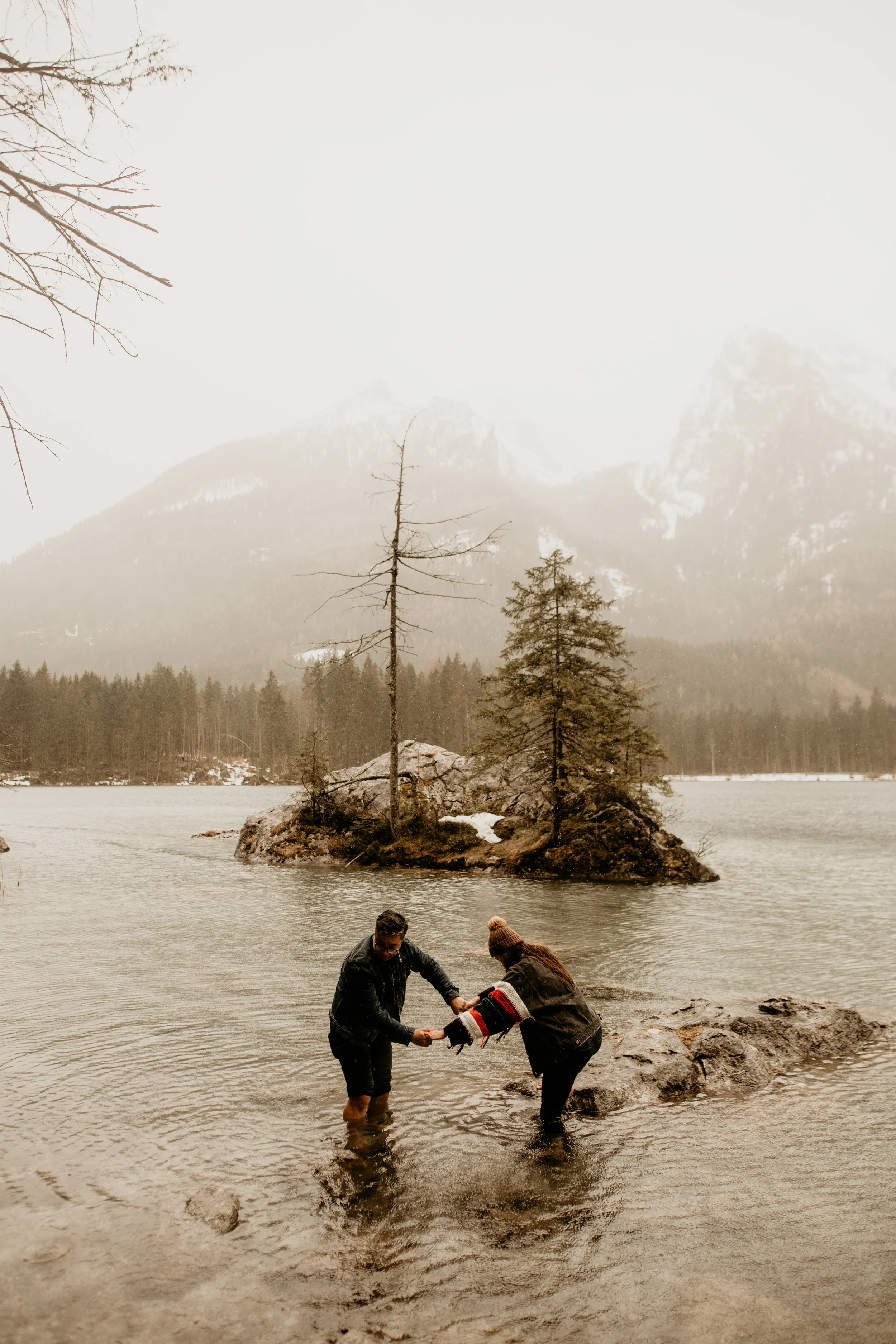 Austria elopement photographer - Hintersee elopement photographer - Austria elopement photographer - Italy wedding photographer - Austria wedding photographer - Germany wedding photographer - Lago Di Braies- Prago Wildersee - Salzburg wedding photog…