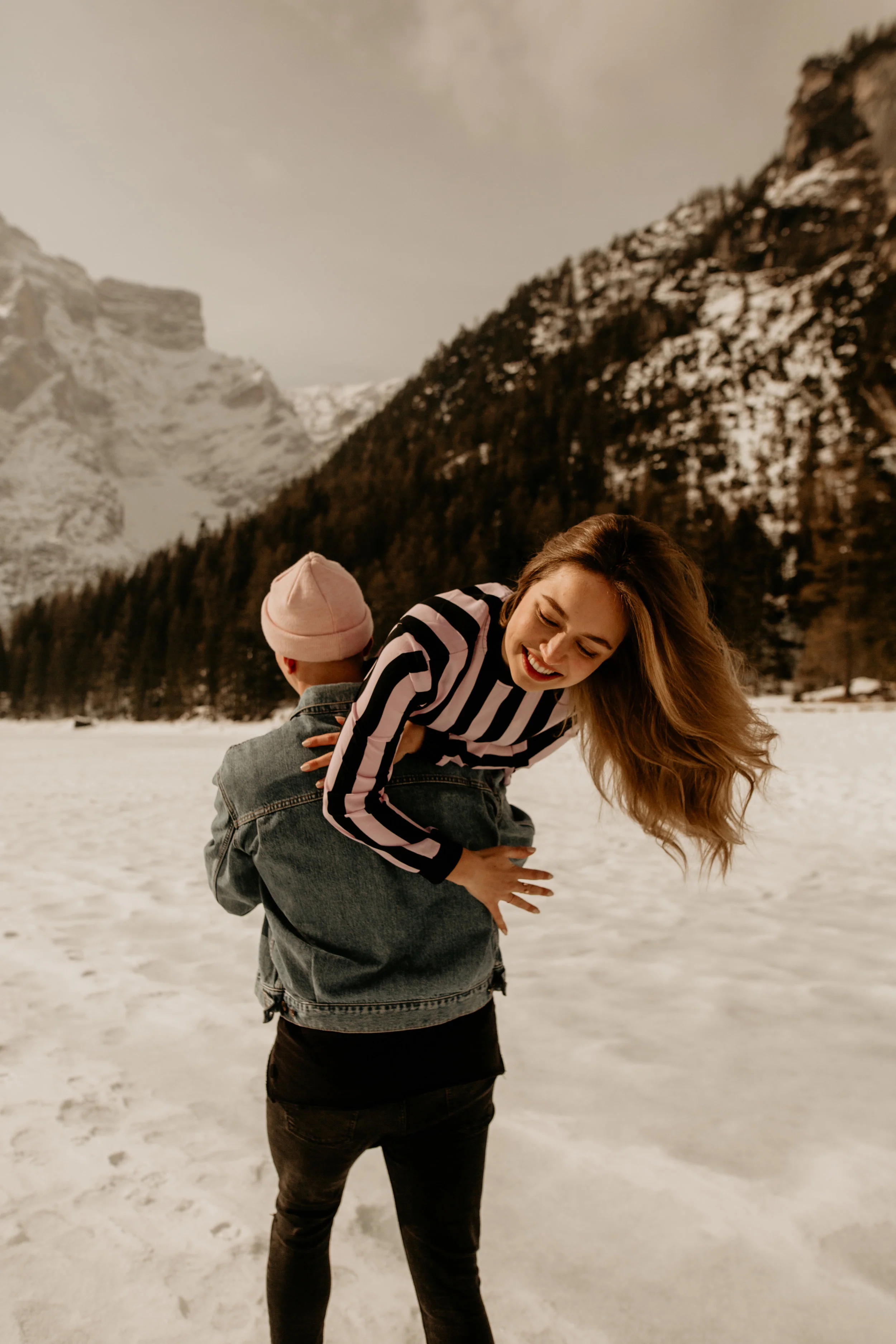 Italy elopement photographer - Lago di braies elopement photographer - Austria elopement photographer - Italy wedding photographer - Austria wedding photographer - Germany wedding photographer - Lago Di Braies- Prago Wildersee - Salzburg wedding pho…