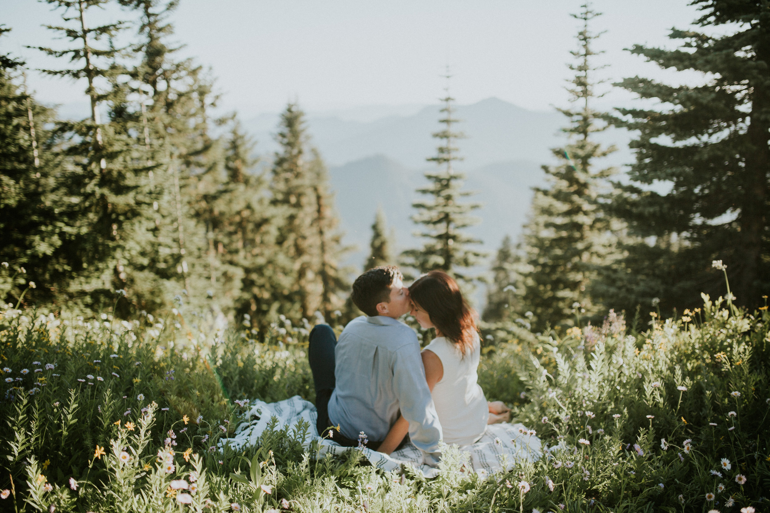 Rattlesnakke ridge engagement session
