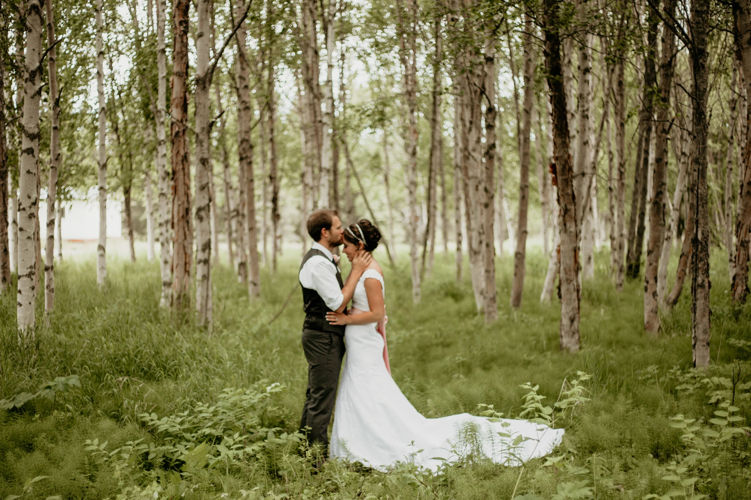 How to make your elopement special - What do you do during your elopement - how to plan an elopement - Seattle elopement photographer - pnw elopement photographer - tacoma elopement photographer - Seattle wedding photographer - tacoma wedding photographer - pnw wedding photographer - Gold creek trail- gold creek pond trail - Portland wedding photography