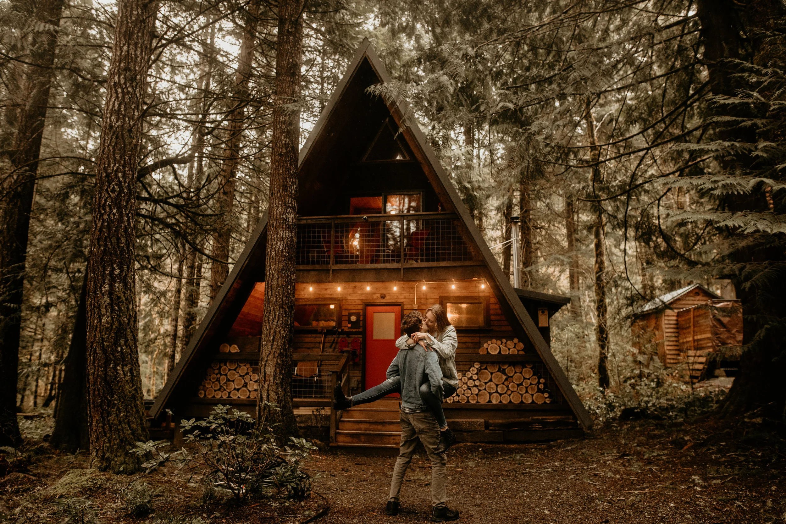Mt rainier a-frame, mt rainier national park, backwood cabin, little owl cabin, Seattle elopement photographer - pnw elopement photographer - tacoma elopement photographer - Seattle wedding photographer - tacoma wedding photographer - pnw wedding p…