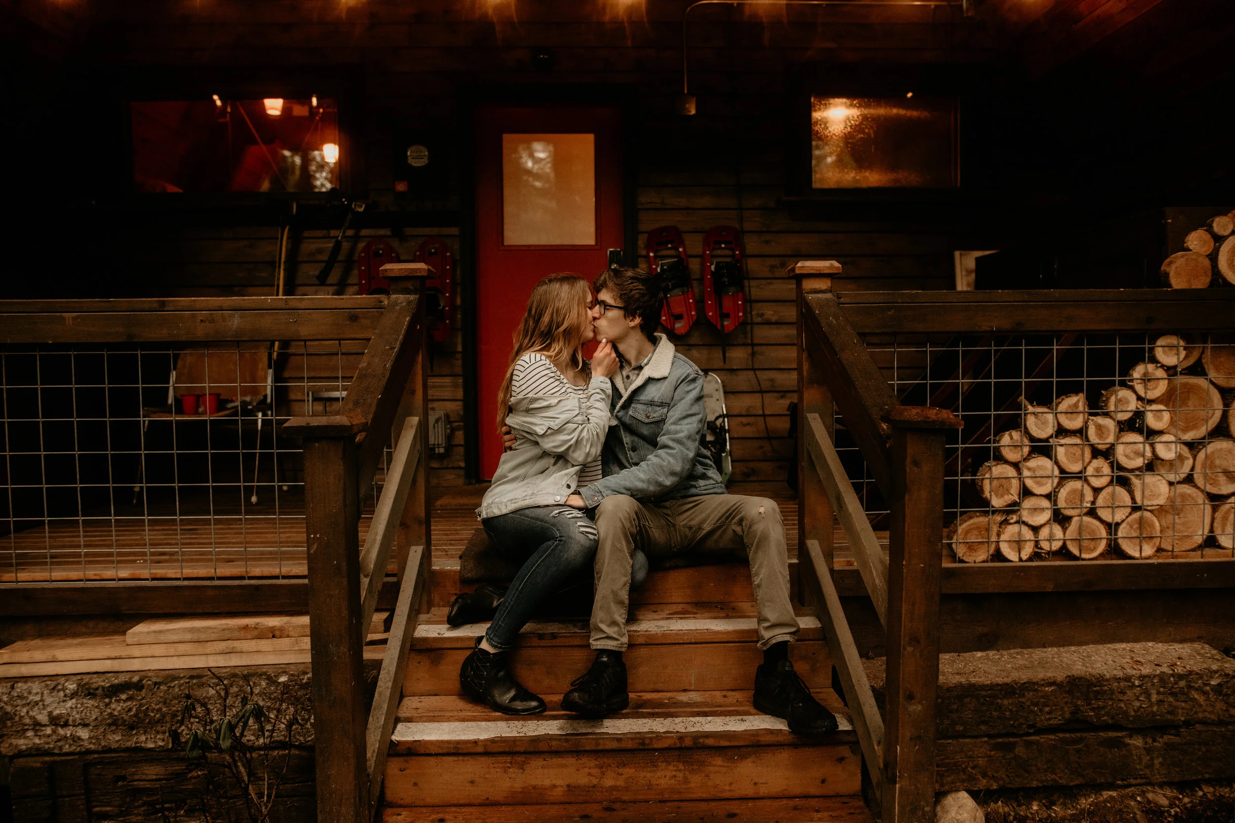 Mt rainier a-frame, mt rainier national park, backwood cabin, little owl cabin, Seattle elopement photographer - pnw elopement photographer - tacoma elopement photographer - Seattle wedding photographer - tacoma wedding photographer - pnw wedding p…