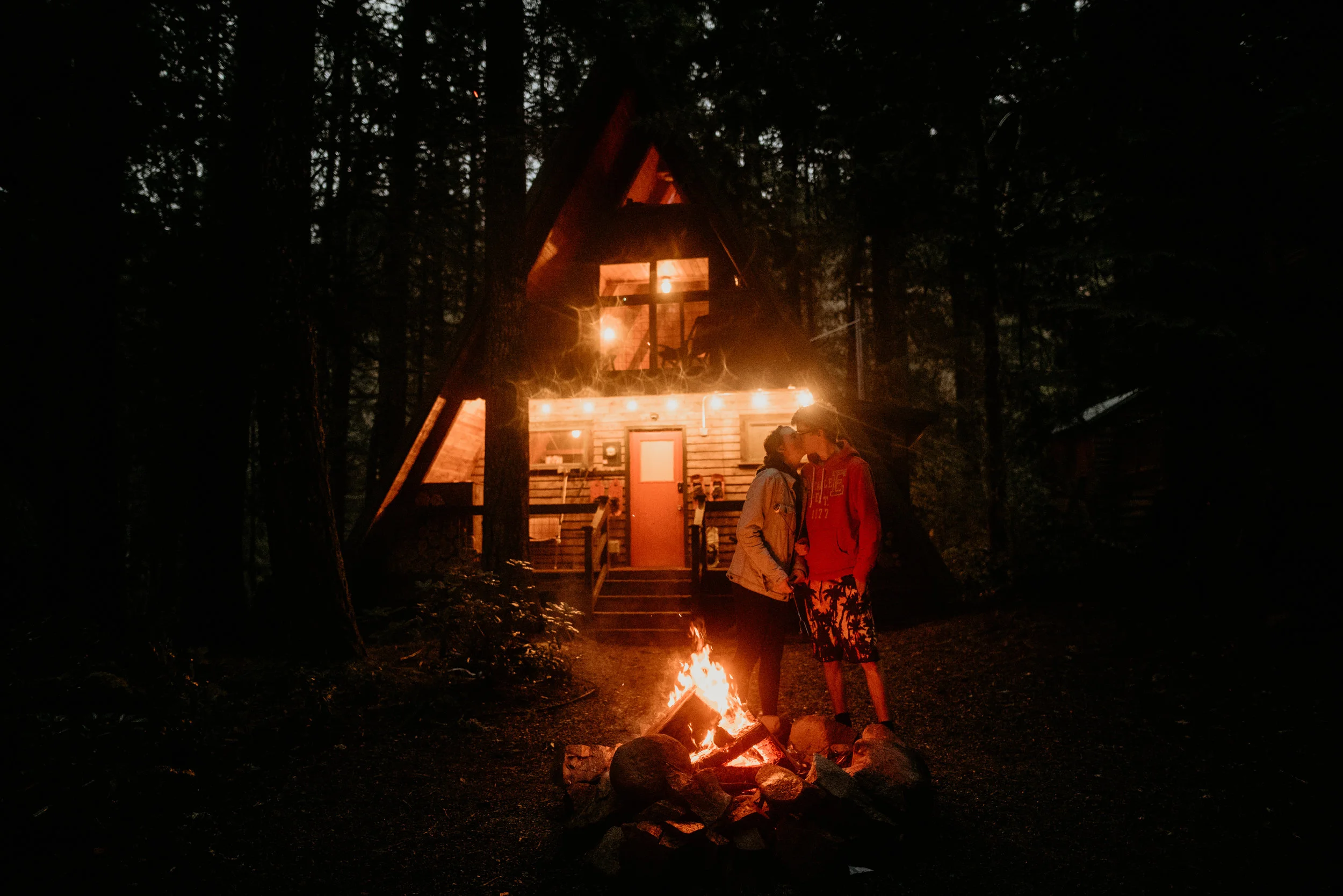 Mt rainier a-frame, mt rainier national park, backwood cabin, little owl cabin, Seattle elopement photographer - pnw elopement photographer - tacoma elopement photographer - Seattle wedding photographer - tacoma wedding photographer - pnw wedding p…