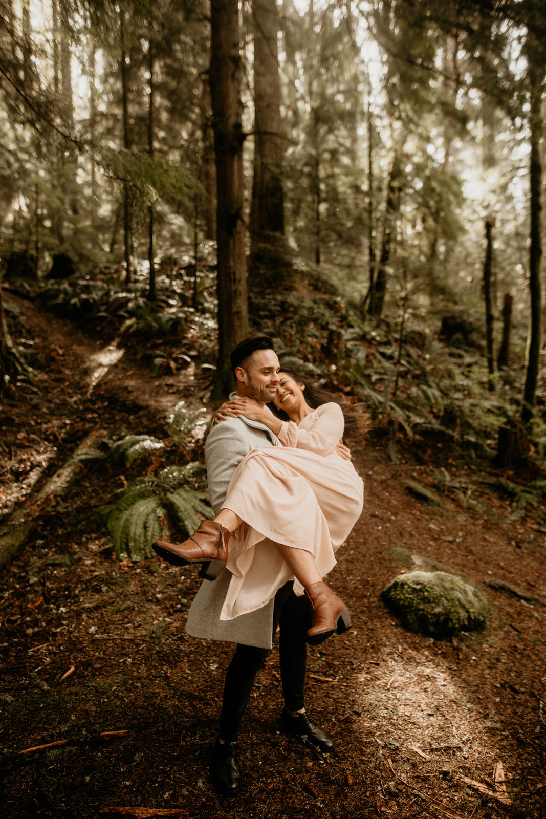 Tiger mountain engagement photos - cougar mountain engagement photos - Issaquah engagement photos - Seattle elopement photographer - pnw elopement photographer - tacoma elopement photographer - Seattle wedding photographer - tacoma wedding photogra…