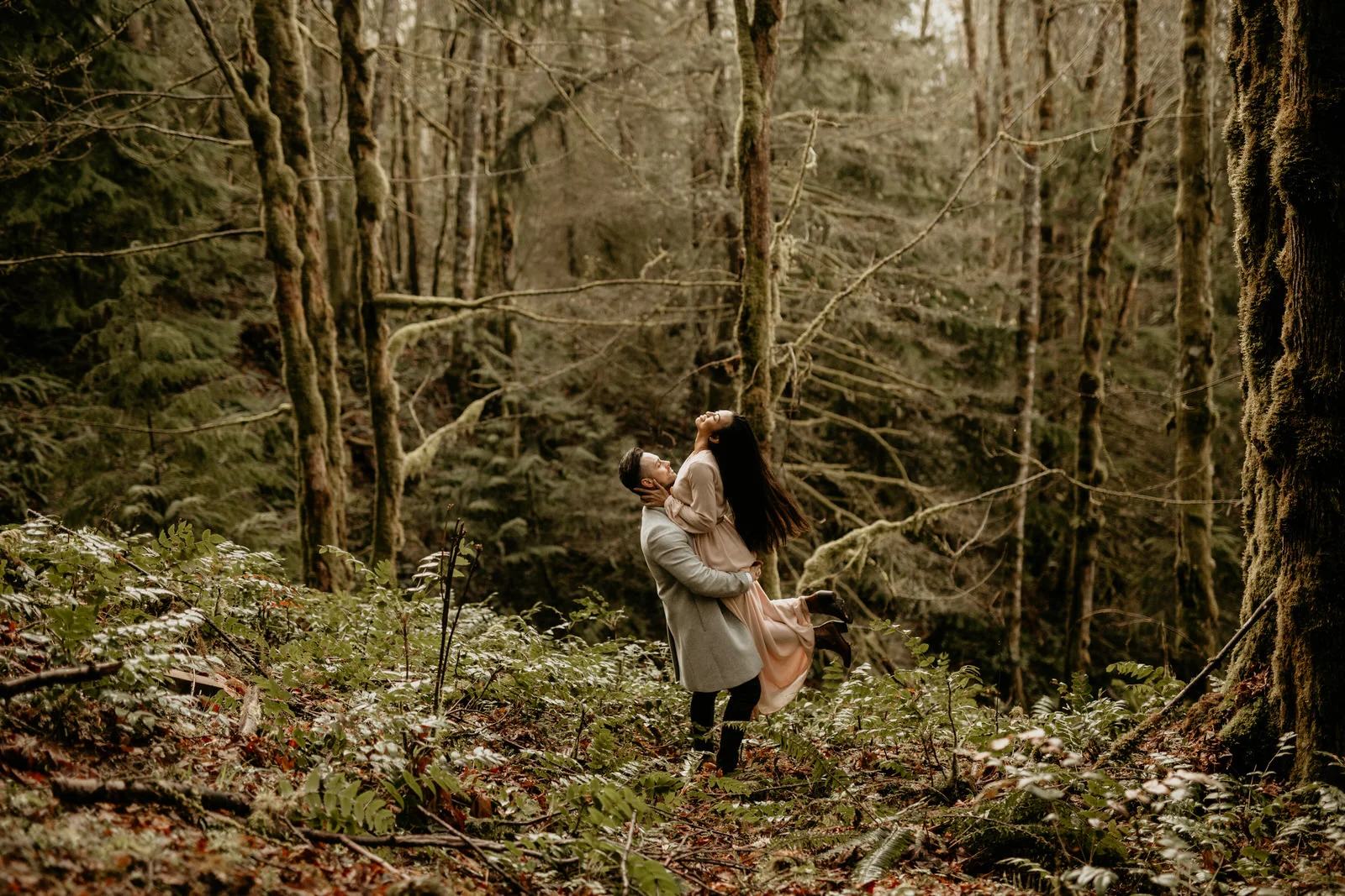 Tiger mountain engagement photos - cougar mountain engagement photos - Issaquah engagement photos - Seattle elopement photographer - pnw elopement photographer - tacoma elopement photographer - Seattle wedding photographer - tacoma wedding photogra…