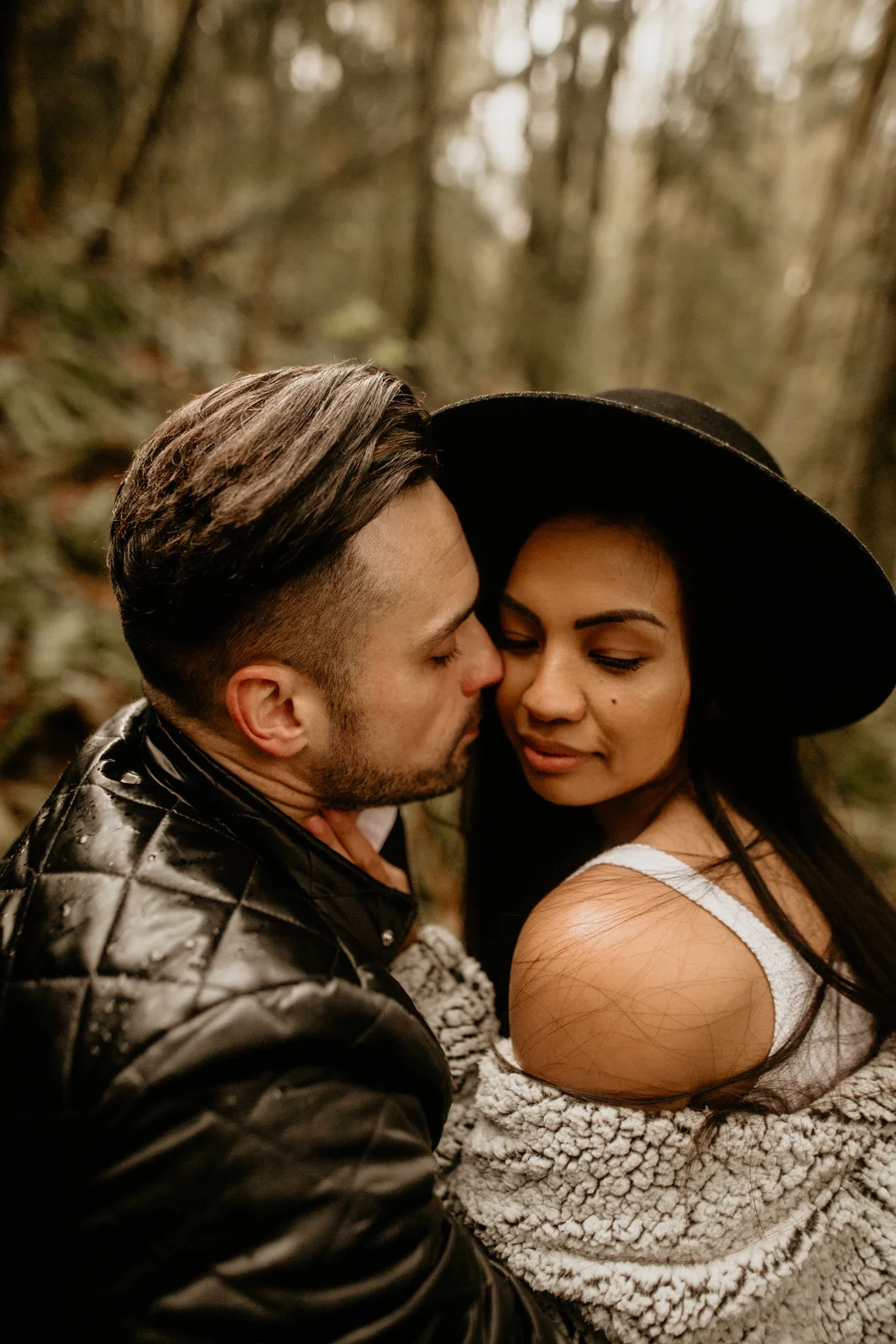 Tiger mountain engagement photos - cougar mountain engagement photos - Issaquah engagement photos - Seattle elopement photographer - pnw elopement photographer - tacoma elopement photographer - Seattle wedding photographer - tacoma wedding photogra…