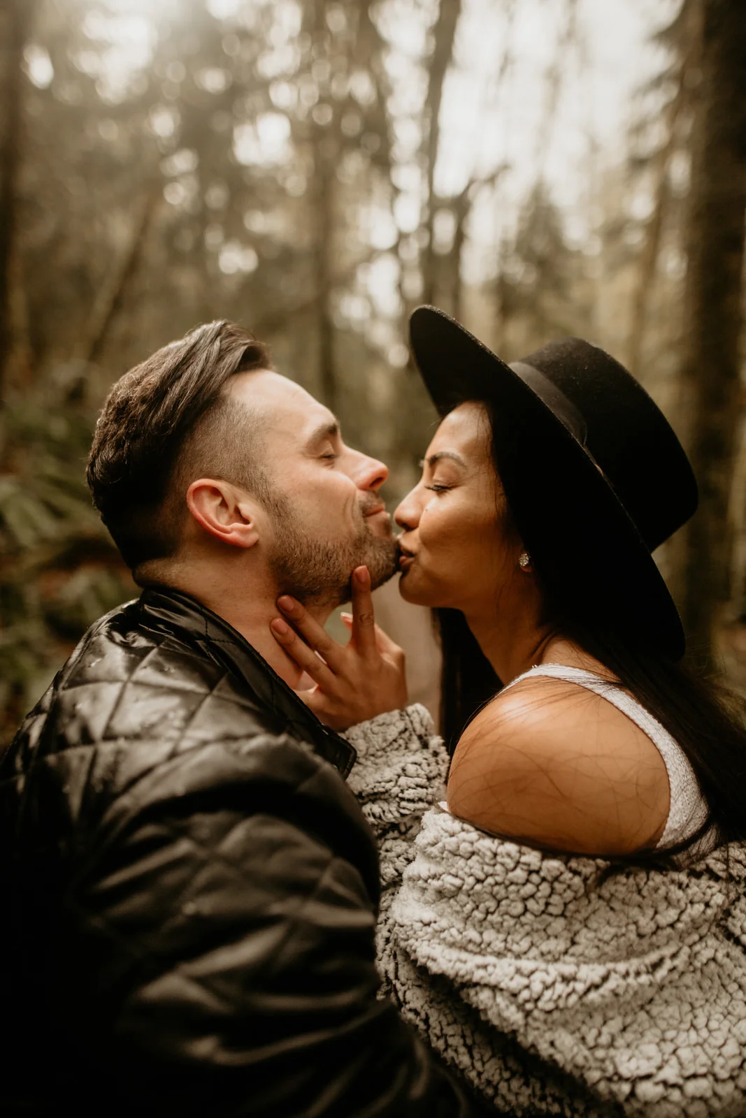 Tiger mountain engagement photos - cougar mountain engagement photos - Issaquah engagement photos - Seattle elopement photographer - pnw elopement photographer - tacoma elopement photographer - Seattle wedding photographer - tacoma wedding photogra…