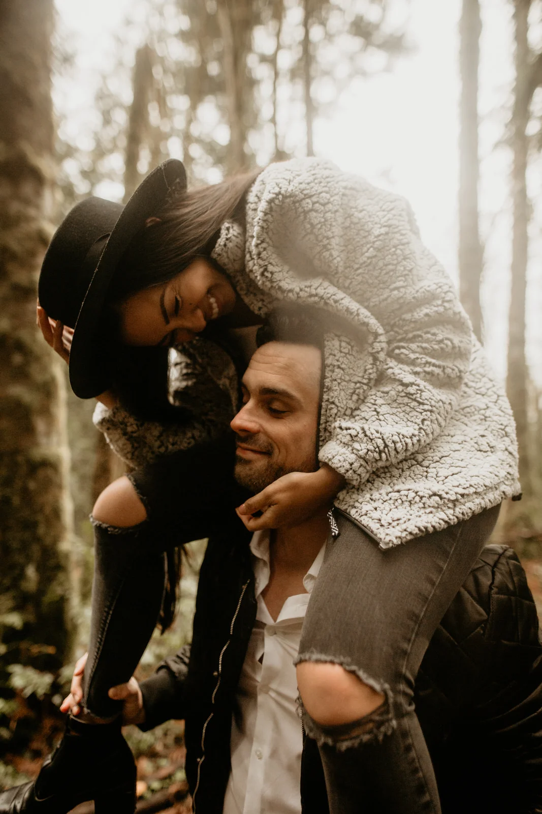 Tiger mountain engagement photos - cougar mountain engagement photos - Issaquah engagement photos - Seattle elopement photographer - pnw elopement photographer - tacoma elopement photographer - Seattle wedding photographer - tacoma wedding photogra…