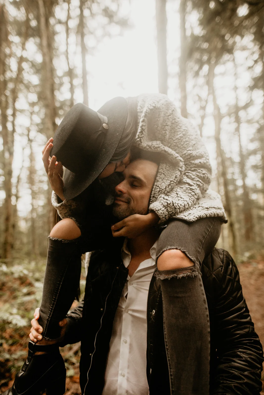 Tiger mountain engagement photos - cougar mountain engagement photos - Issaquah engagement photos - Seattle elopement photographer - pnw elopement photographer - tacoma elopement photographer - Seattle wedding photographer - tacoma wedding photogra…