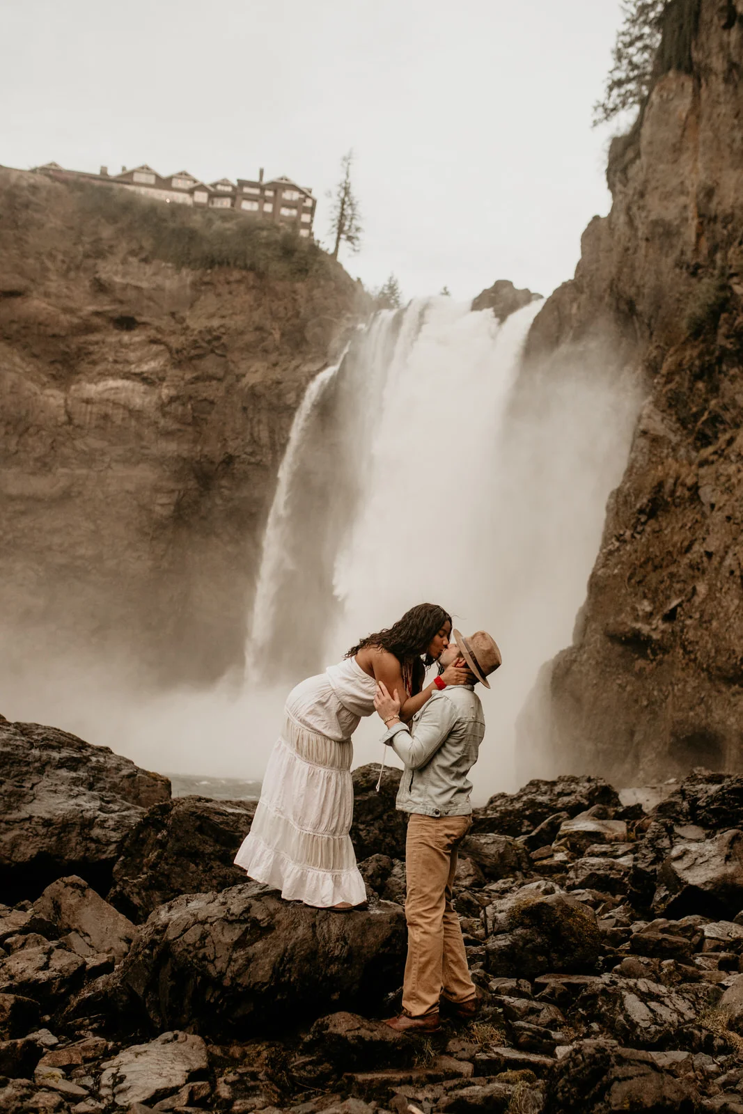 Snoqualmie falls engagement photos - snoqualmie pass engagement photos - snoqualmie falls - Issaquah engagement photos - Seattle elopement photographer - pnw elopement photographer - tacoma elopement photographer - Seattle wedding photographer - tacoma wedding photographer - pnw wedding photographer - hire wedding photographers in seattle - adventure wedding photographer - wedding photographer under $2000 - tacoma wedding photographers - elopement wedding photographer - elopement photographer - rattlesnake lake engagement photos