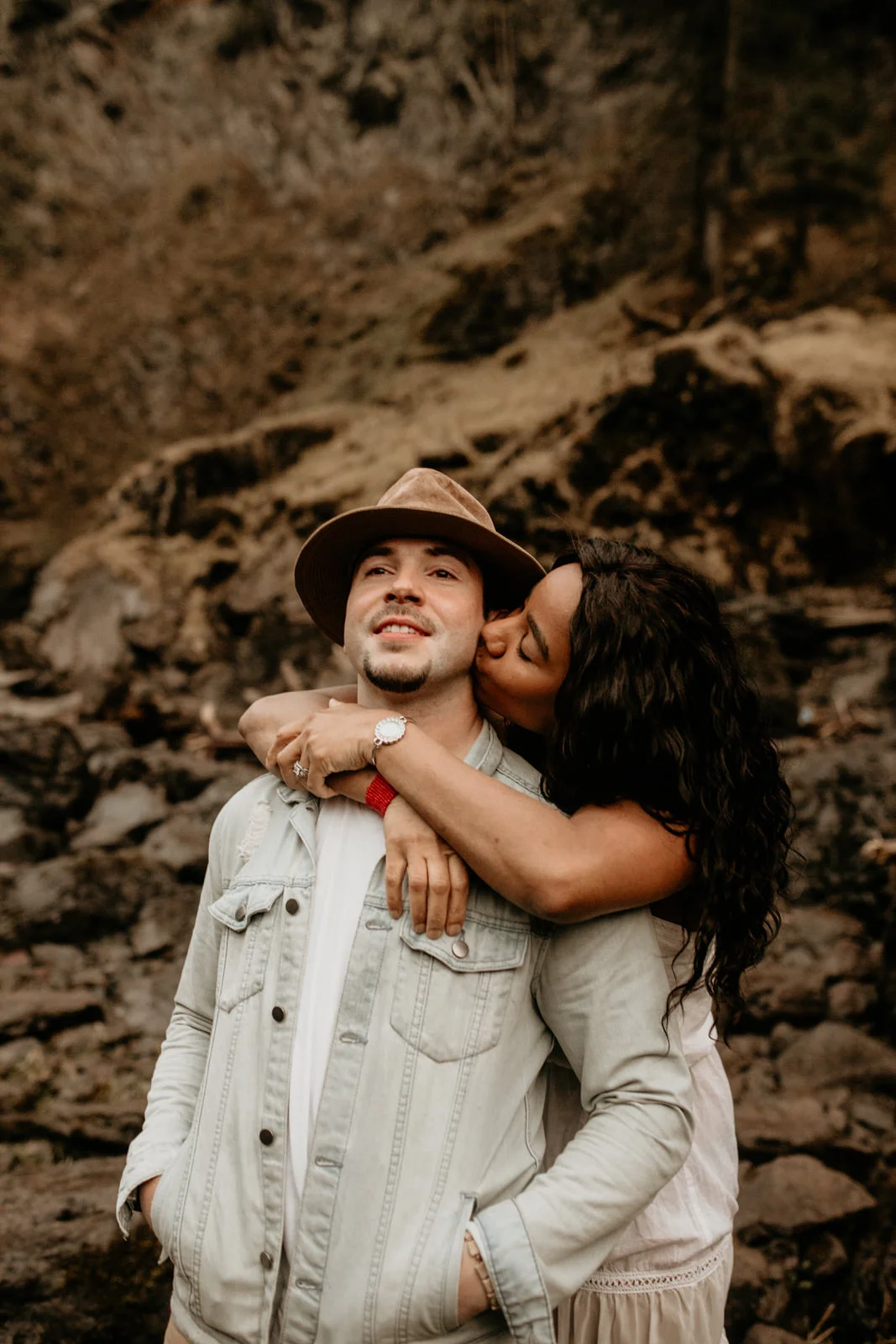 Snoqualmie falls engagement photos - snoqualmie pass engagement photos - snoqualmie falls - Issaquah engagement photos - Seattle elopement photographer - pnw elopement photographer - tacoma elopement photographer - Seattle wedding photographer - tac…
