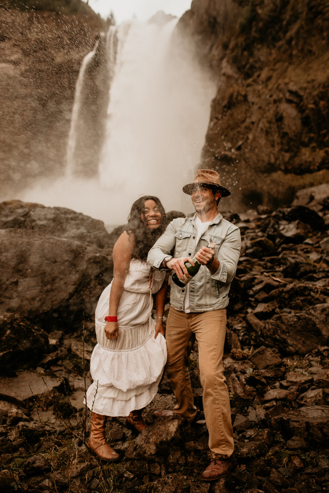 Snoqualmie falls engagement photos - snoqualmie pass engagement photos - snoqualmie falls - Issaquah engagement photos - Seattle elopement photographer - pnw elopement photographer - tacoma elopement photographer - Seattle wedding photographer - tac…