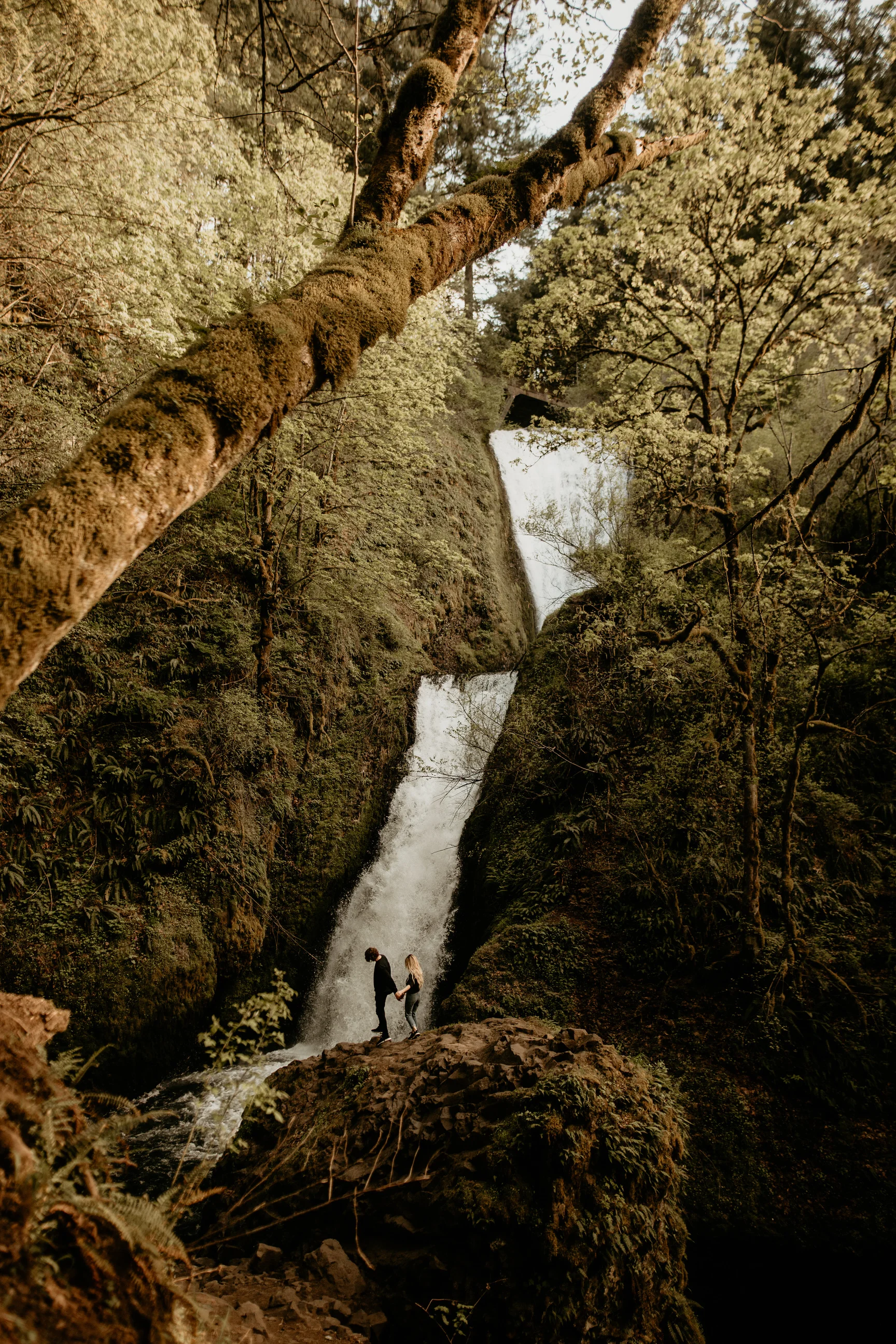 Bridal Veil falls engagement photos - Columbia river gorge engagement photos - bridal veil falls - Portland engagement photos -Portland elopement photographer - pnw elopement photographer -Oregon elopement photographer - Seattle wedding photographer…