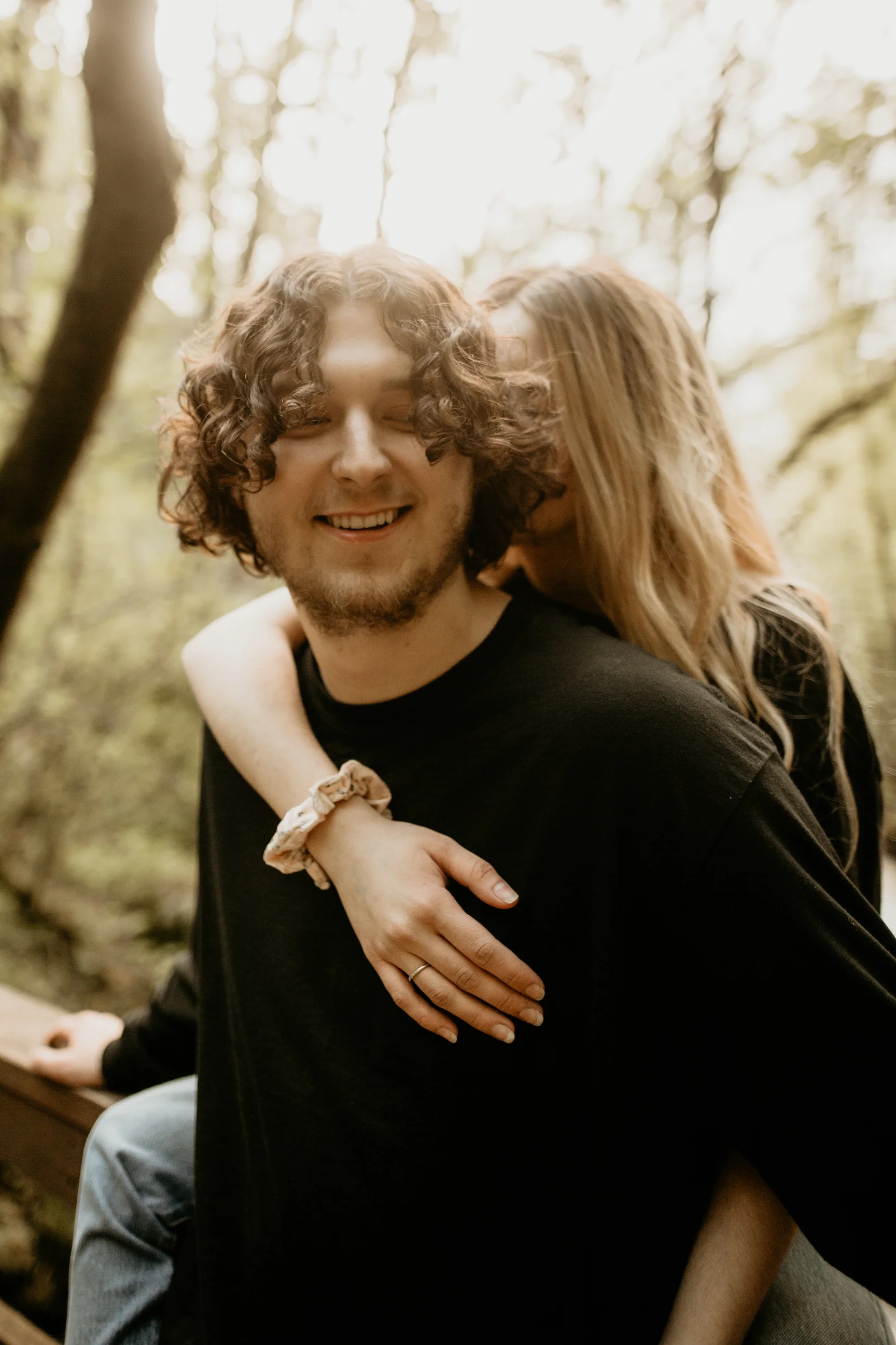 Bridal Veil falls engagement photos - Columbia river gorge engagement photos - bridal veil falls - Portland engagement photos -Portland elopement photographer - pnw elopement photographer -Oregon elopement photographer - Seattle wedding photographer…