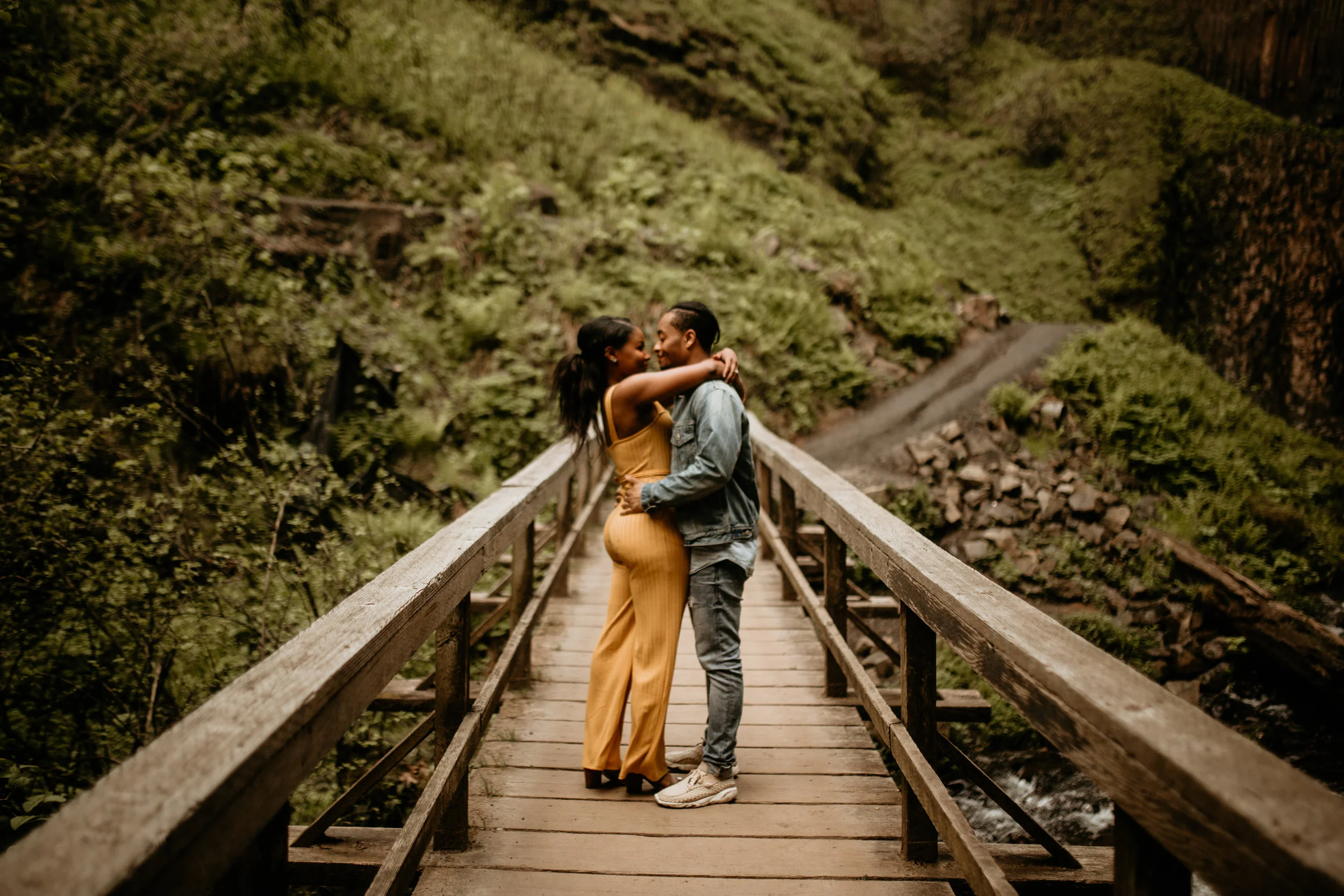 Latourell falls engagement photos - Columbia river gorge engagement photos - latourell falls - Portland engagement photos -Portland elopement photographer - pnw elopement photographer -Oregon elopement photographer - Seattle wedding photographer - P…