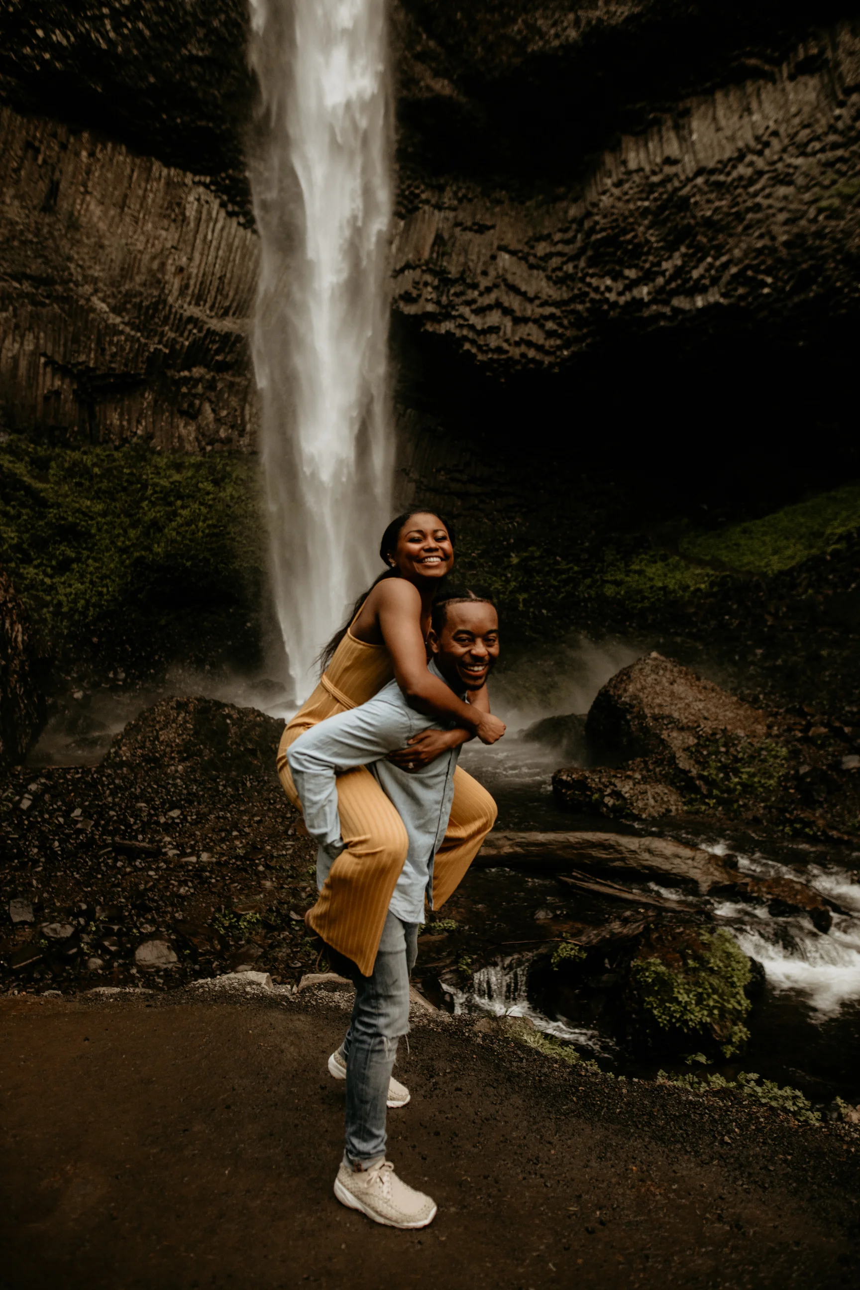 Latourell falls engagement photos - Columbia river gorge engagement photos - latourell falls - Portland engagement photos -Portland elopement photographer - pnw elopement photographer -Oregon elopement photographer - Seattle wedding photographer - P…