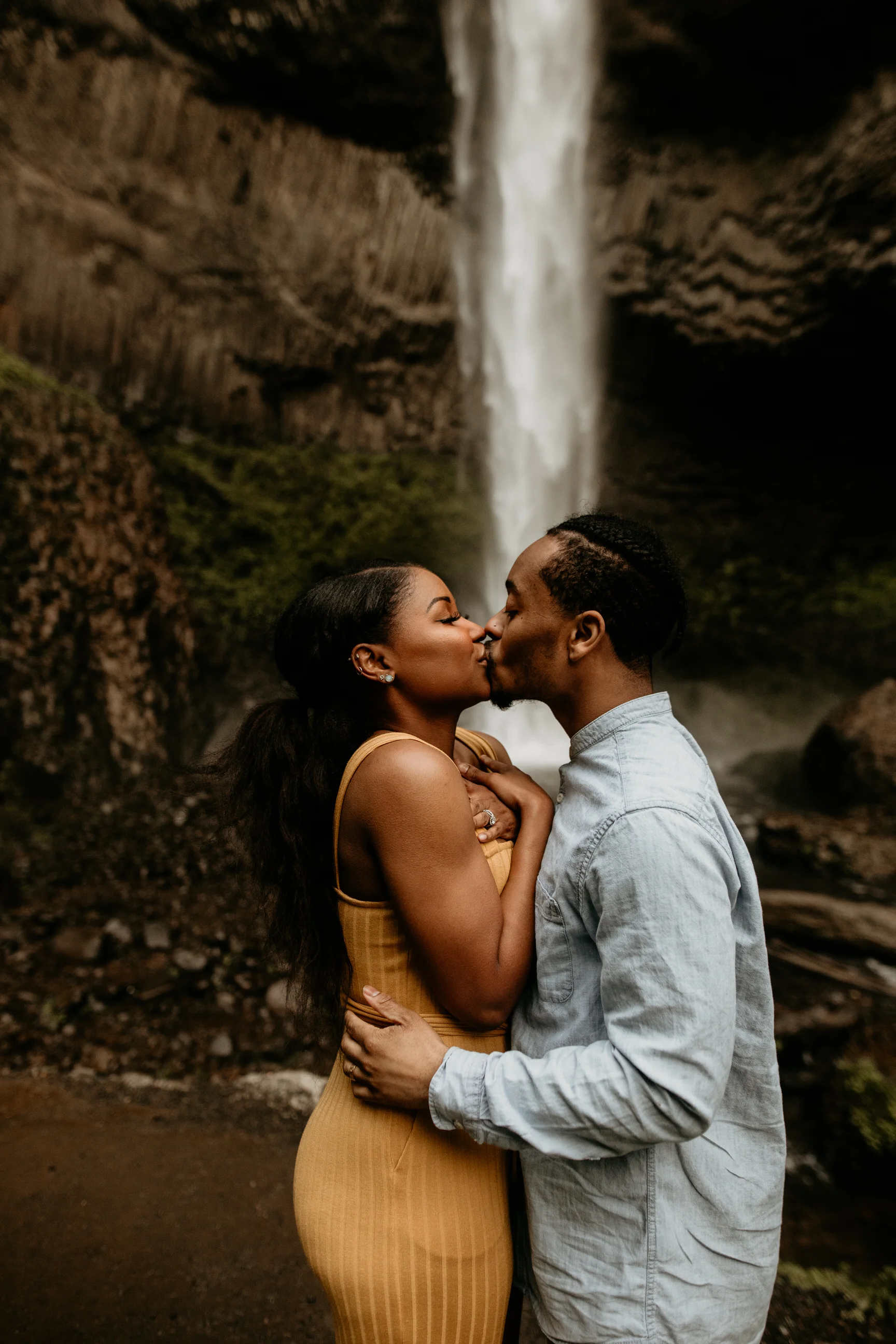 Latourell falls engagement photos - Columbia river gorge engagement photos - latourell falls - Portland engagement photos -Portland elopement photographer - pnw elopement photographer -Oregon elopement photographer - Seattle wedding photographer - P…