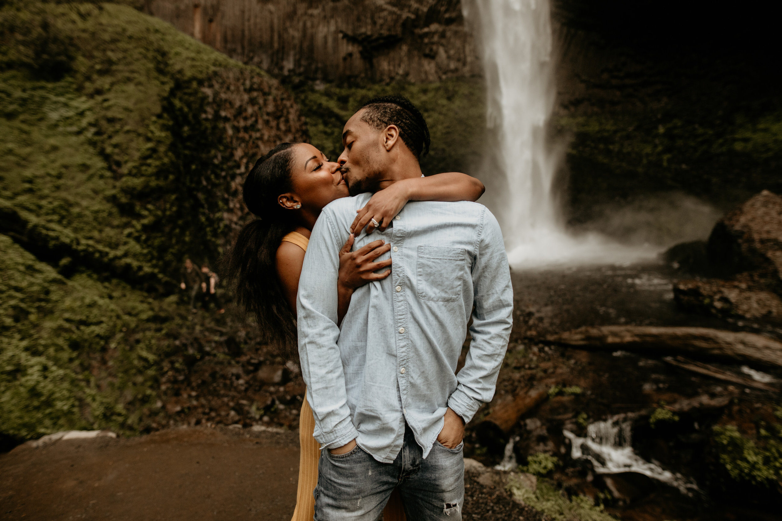 Latourell falls engagement photos - Columbia river gorge engagement photos - latourell falls - Portland engagement photos -Portland elopement photographer - pnw elopement photographer -Oregon elopement photographer - Seattle wedding photographer - P…