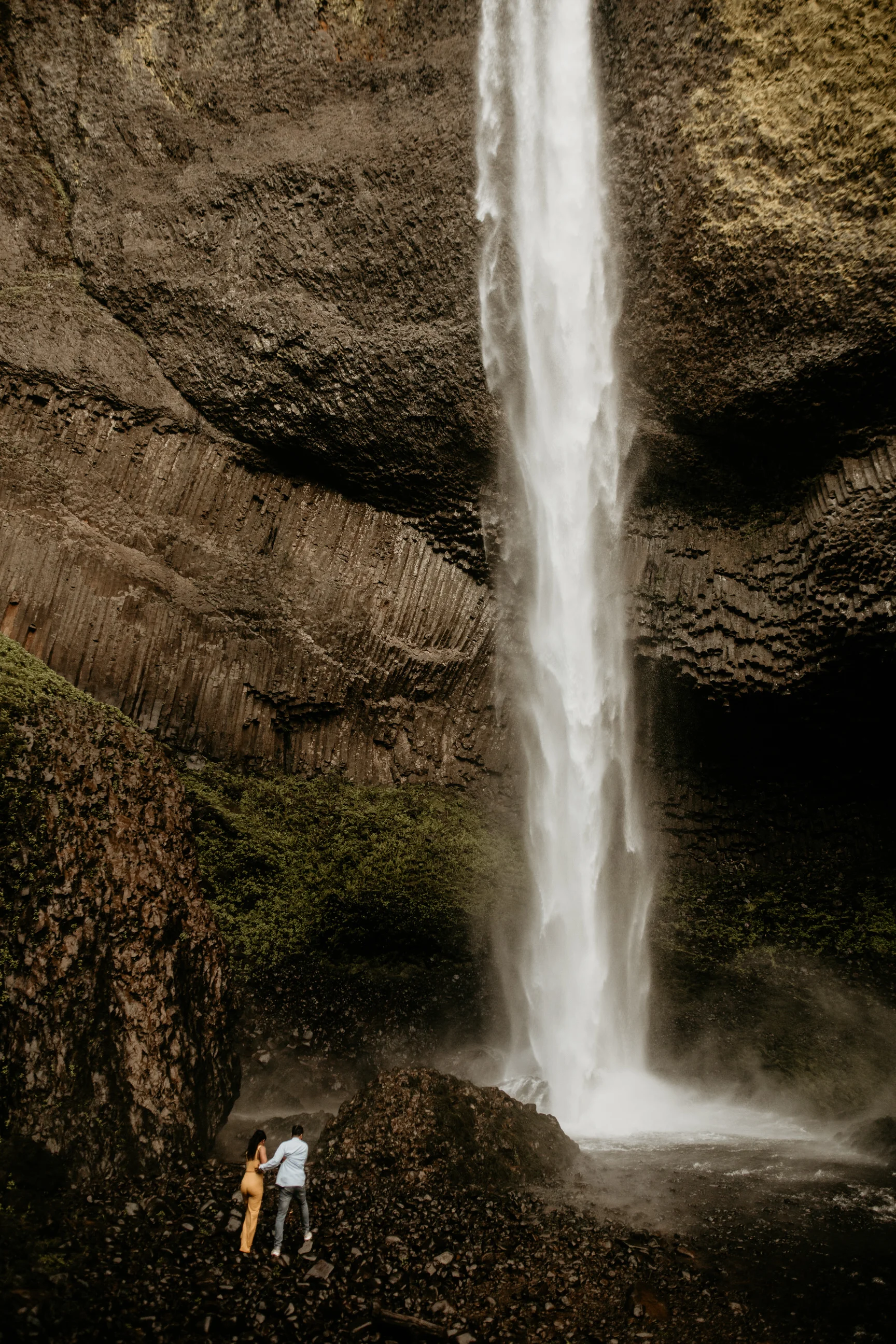 Latourell falls engagement photos - Columbia river gorge engagement photos - latourell falls - Portland engagement photos -Portland elopement photographer - pnw elopement photographer -Oregon elopement photographer - Seattle wedding photographer - P…