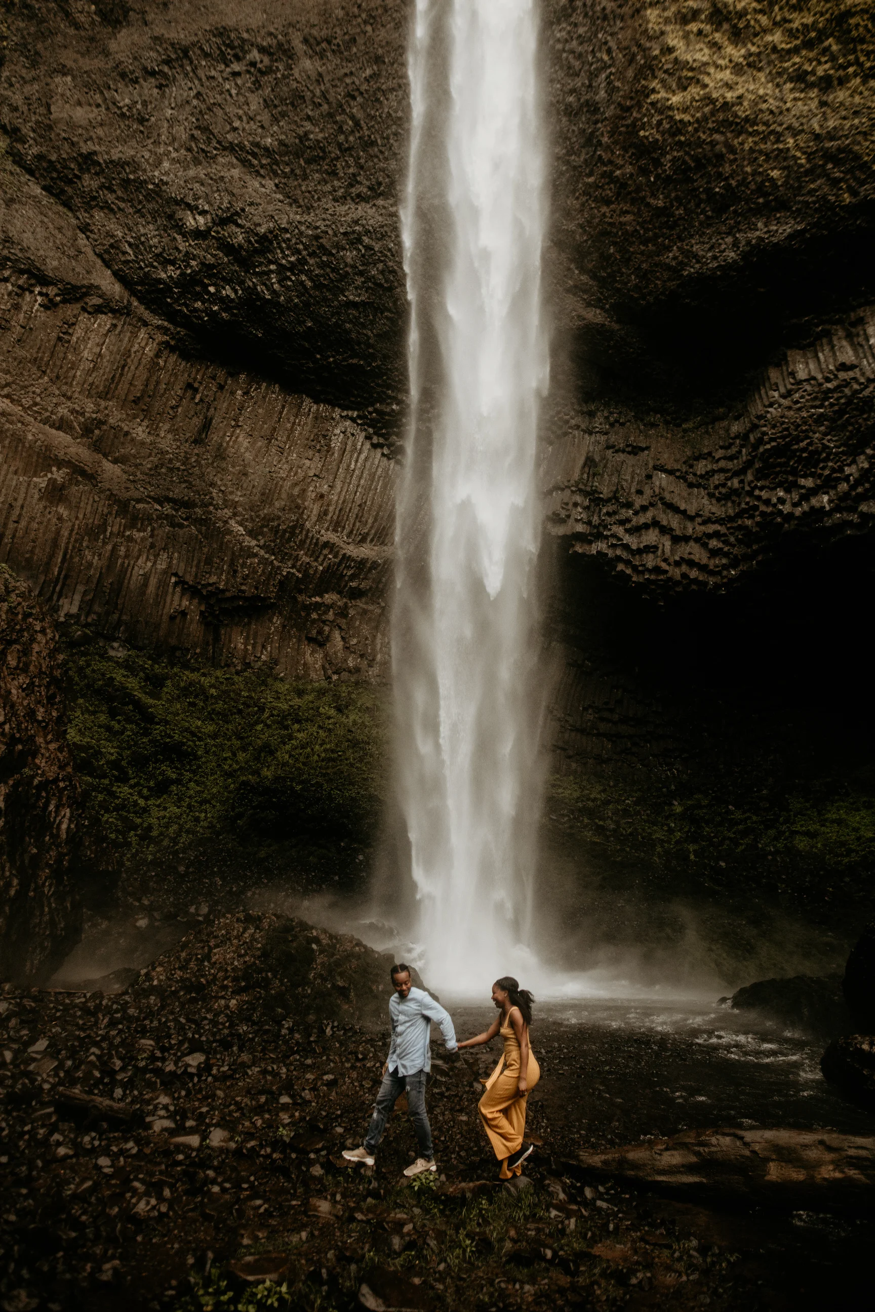 Latourell falls engagement photos - Columbia river gorge engagement photos - latourell falls - Portland engagement photos -Portland elopement photographer - pnw elopement photographer -Oregon elopement photographer - Seattle wedding photographer - P…