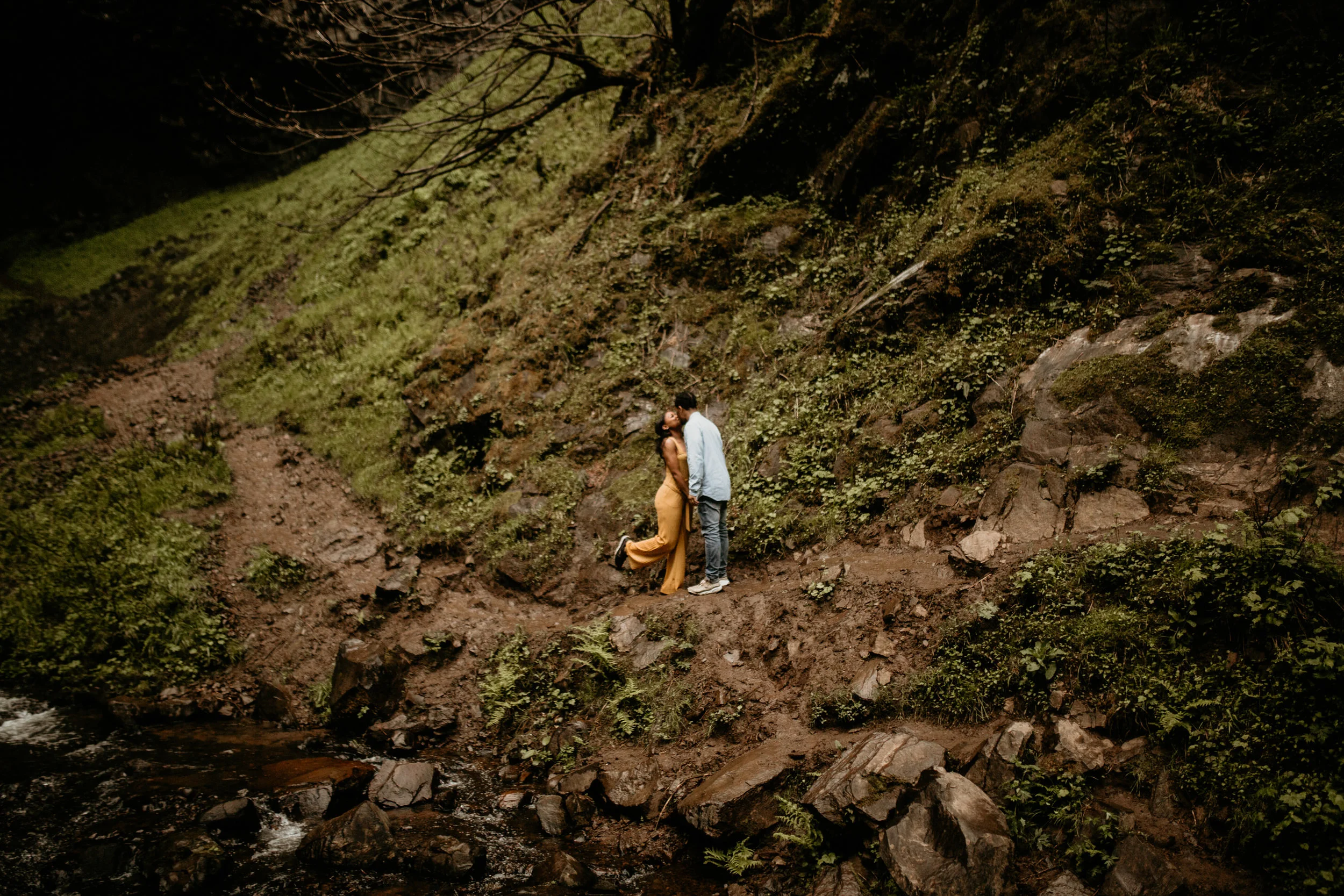 Latourell falls engagement photos - Columbia river gorge engagement photos - latourell falls - Portland engagement photos -Portland elopement photographer - pnw elopement photographer -Oregon elopement photographer - Seattle wedding photographer - P…