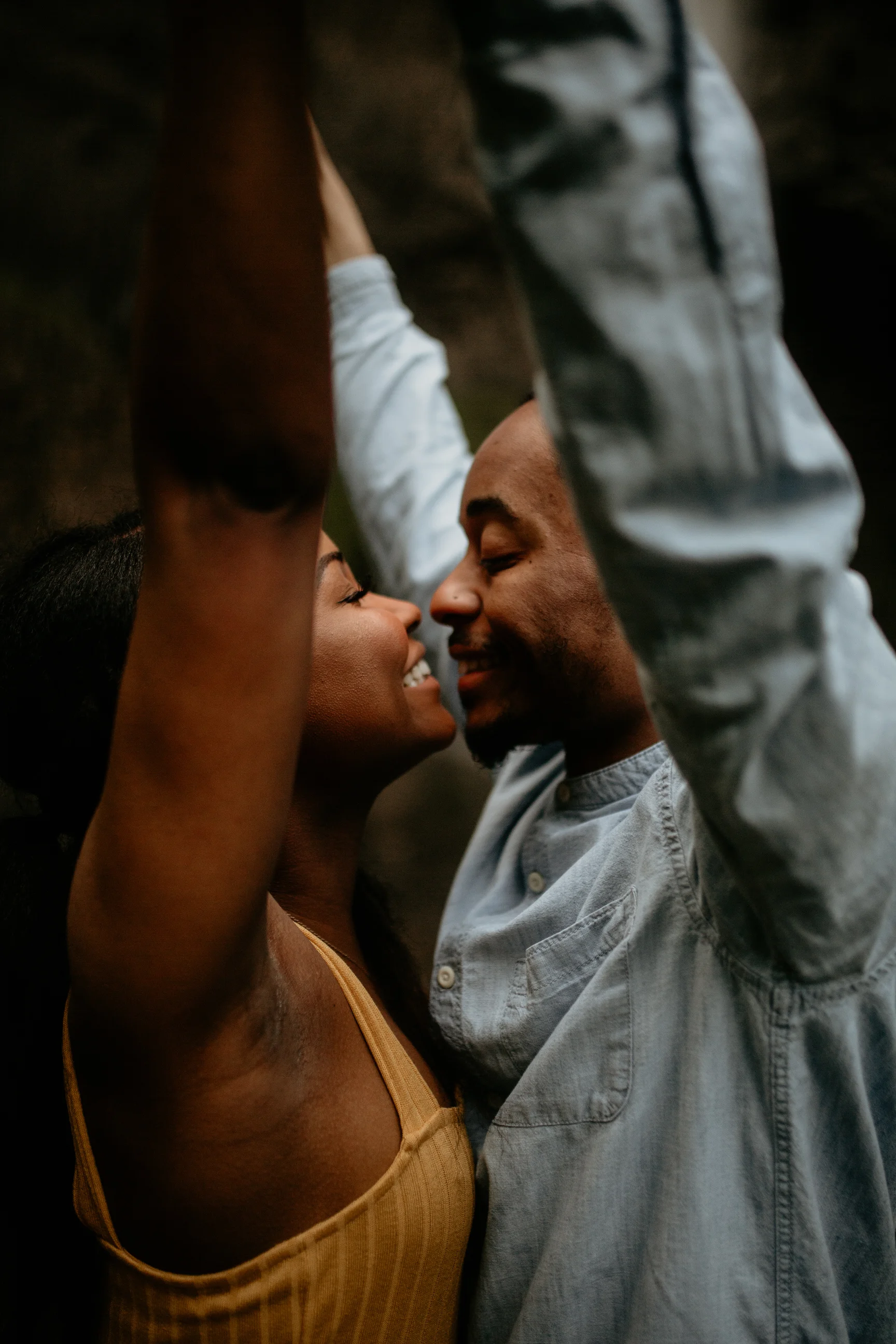 Latourell falls engagement photos - Columbia river gorge engagement photos - latourell falls - Portland engagement photos -Portland elopement photographer - pnw elopement photographer -Oregon elopement photographer - Seattle wedding photographer - P…