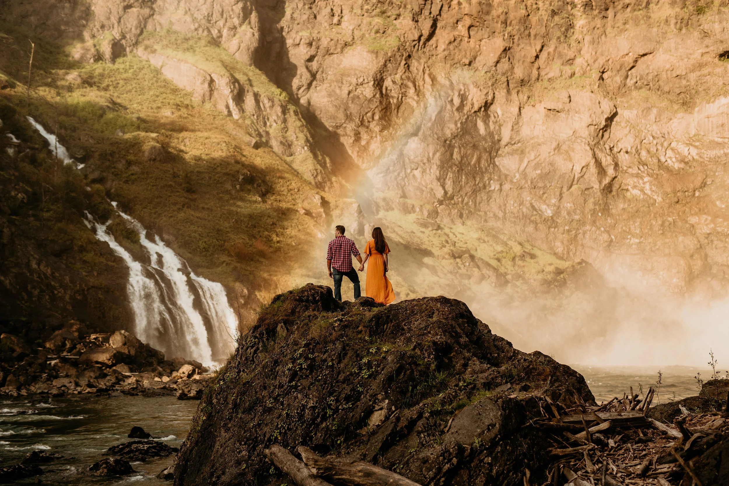 snoqualmie-falls-anniversary-session-BreeAnna-Lasher-83.jpg