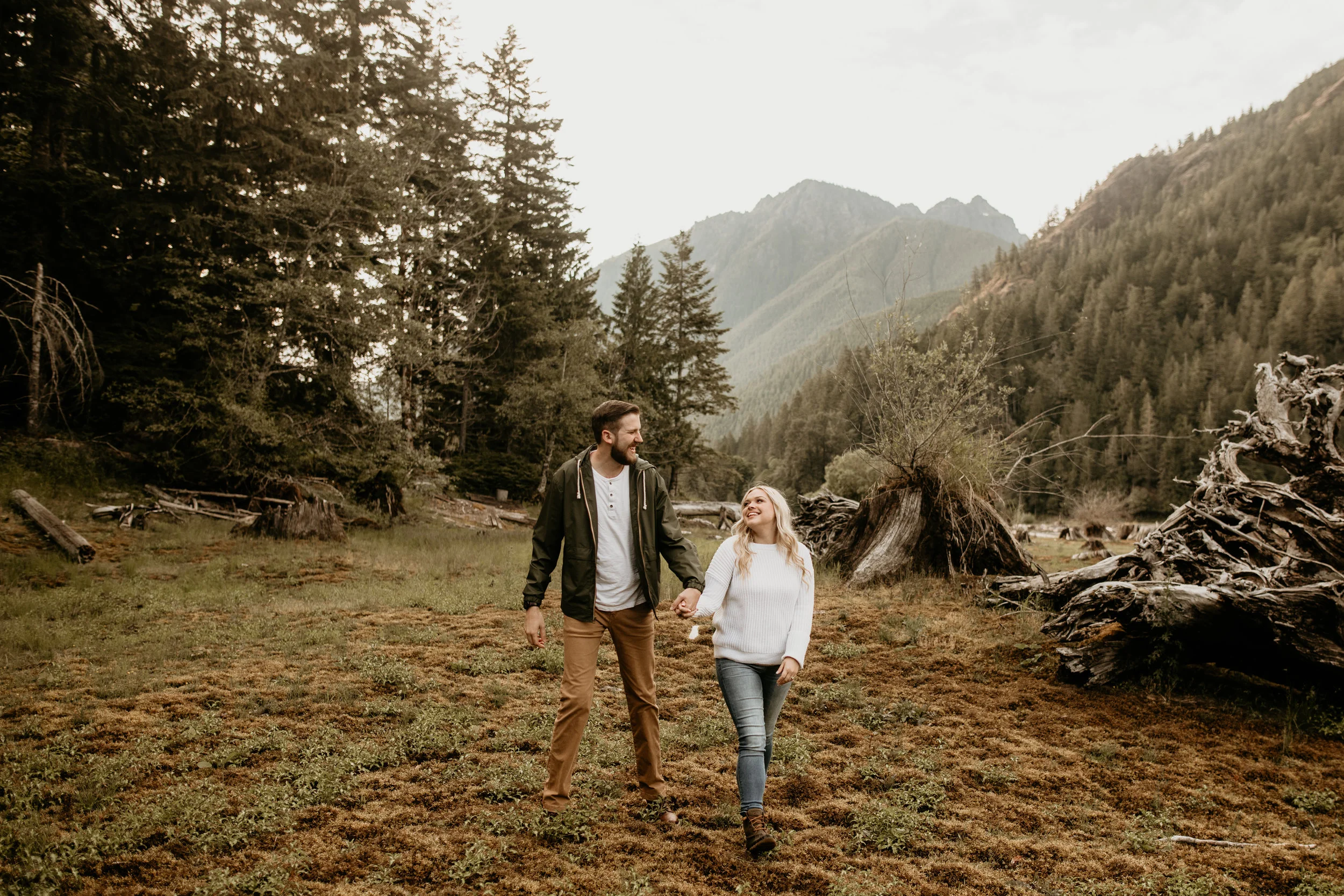 Lake Cushman engagement photography - lake cushman hoodsport engagement - lake cushion engagement photography - engagement wedding photography - lake cushman elopement - hood sport Washington - hire wedding photographers in seattle - adventure weddi…