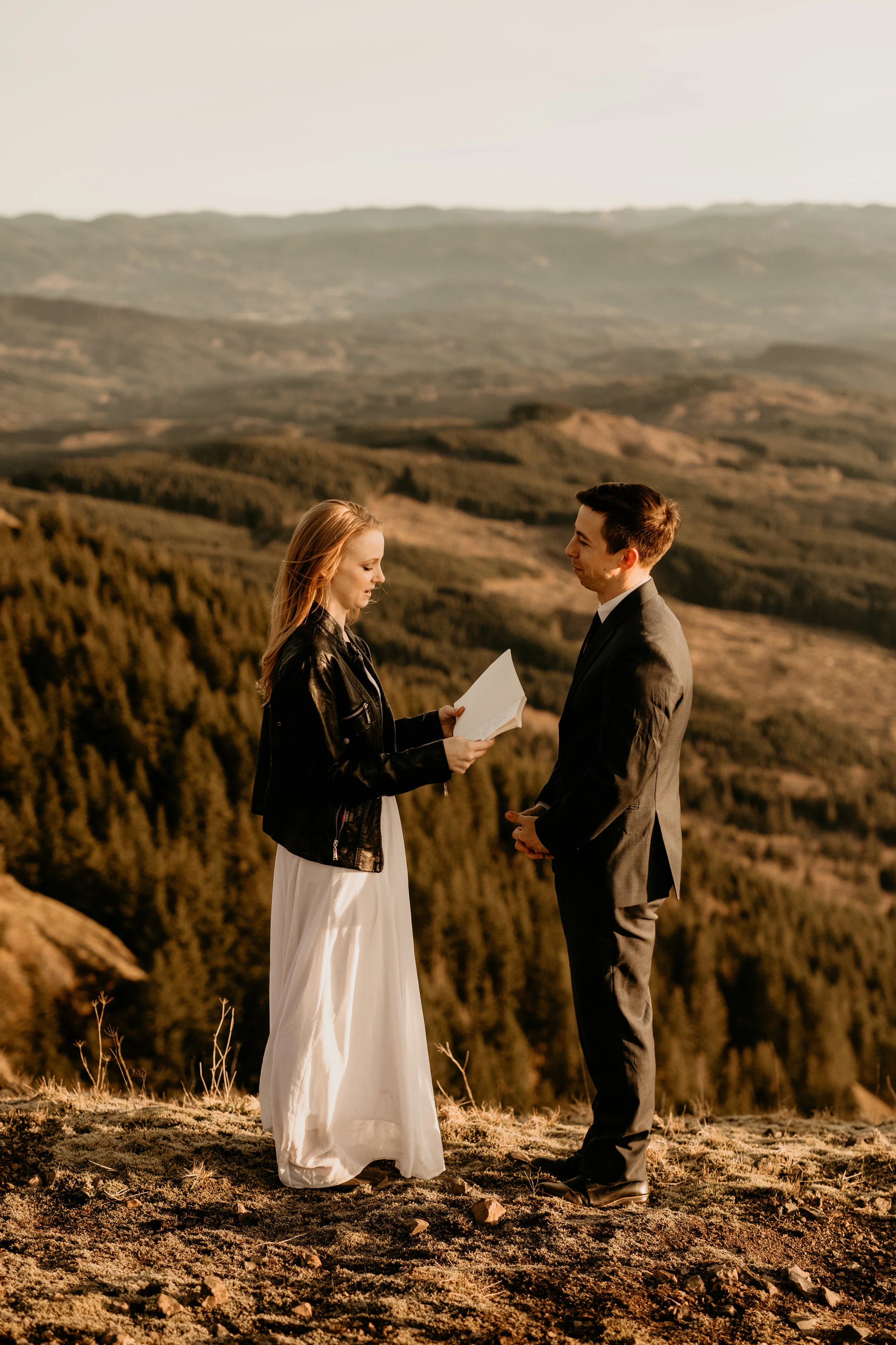 oregon-portland-saddle-mountain-elopement-photography-breeanna-lasher-134.jpg