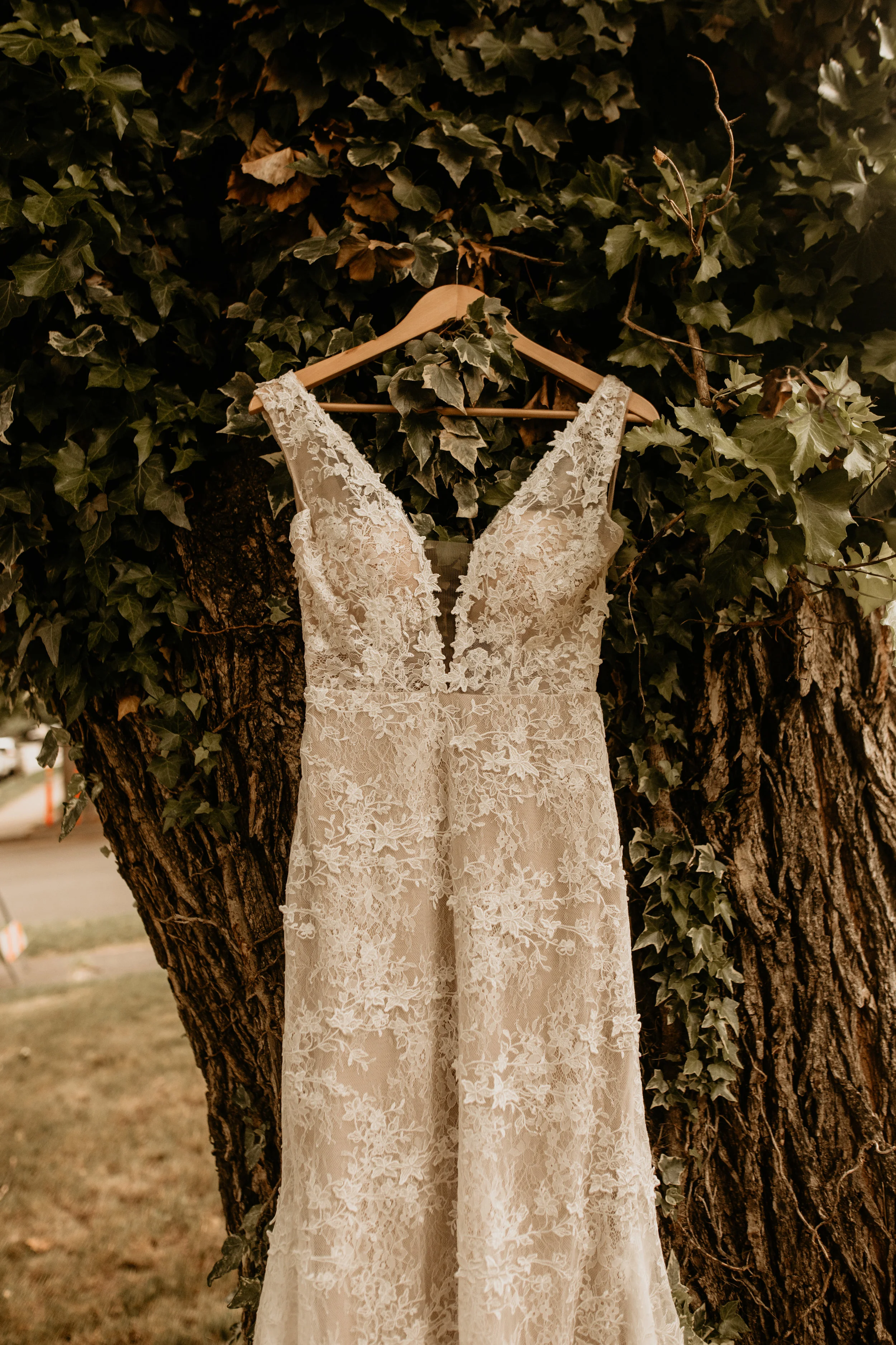 Hotel Blackwell - coeur’d'alene elopement - coeur’d'alene wedding photographer - coeur’d'alene wedding photos - coeur’d'alene Tubbs hill hike - coeur’d'alene Tubbs hill wedding - coeur’d'alene elopement photographer - coeur’d'alene Idaho - Idaho elo…