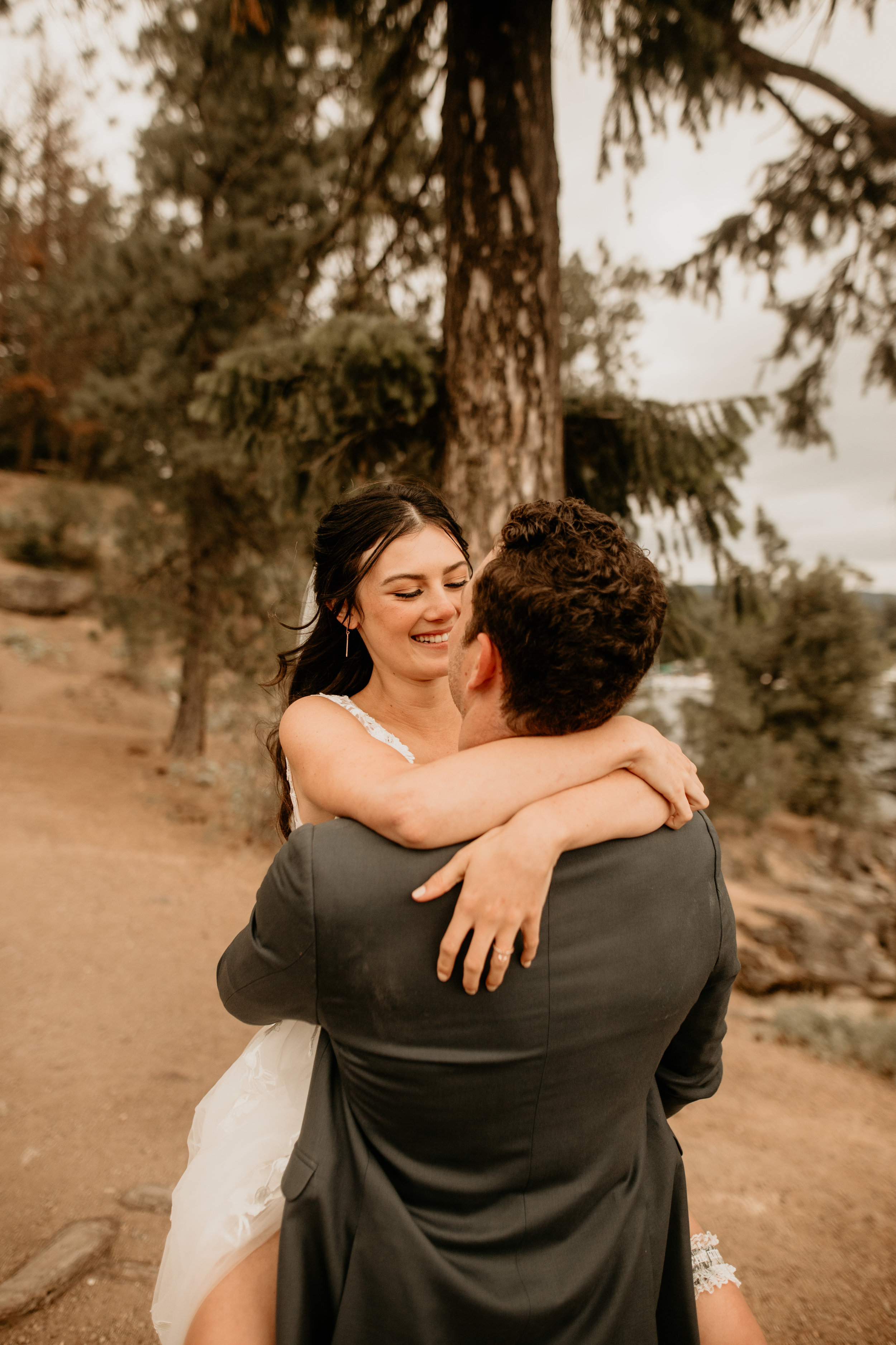 Hotel Blackwell - coeur’d'alene elopement - coeur’d'alene wedding photographer - coeur’d'alene wedding photos - coeur’d'alene Tubbs hill hike - coeur’d'alene Tubbs hill wedding - coeur’d'alene elopement photographer - coeur’d'alene Idaho - Idaho elo…