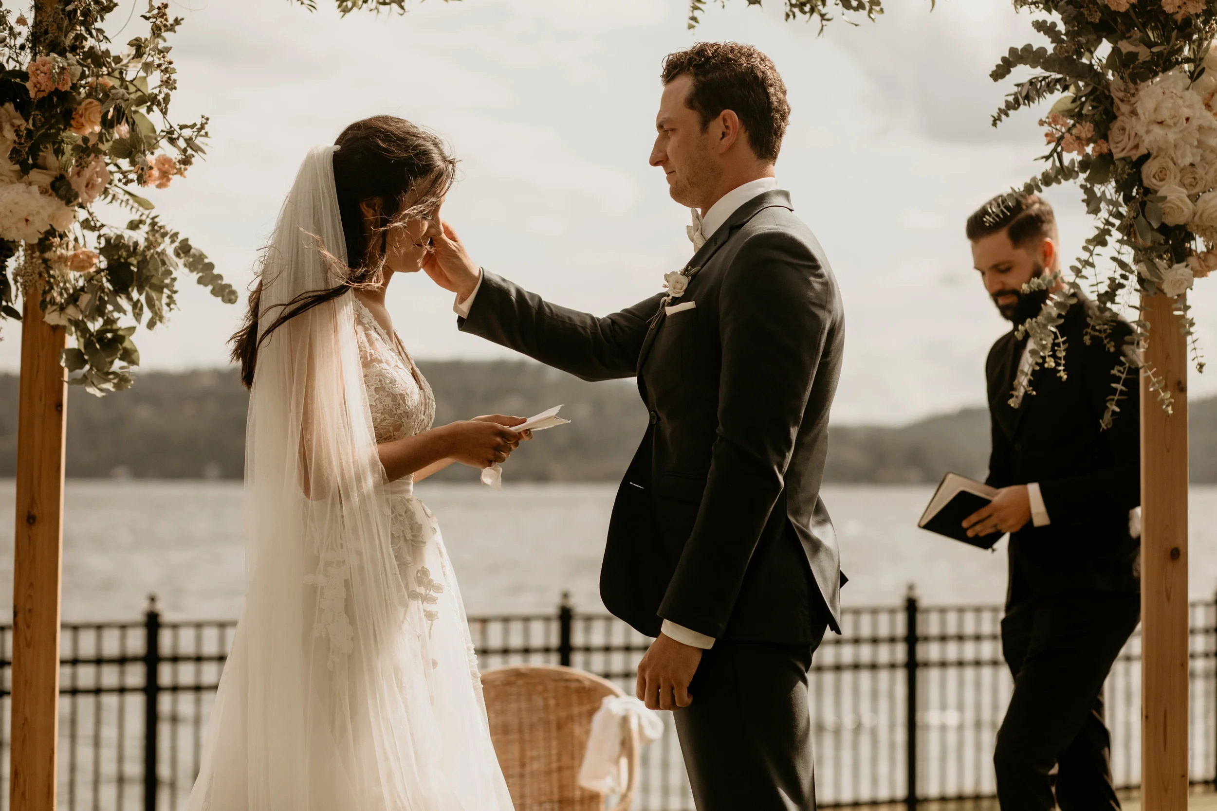 Hotel Blackwell - coeur’d'alene elopement - coeur’d'alene wedding photographer - coeur’d'alene wedding photos - coeur’d'alene Tubbs hill hike - coeur’d'alene Tubbs hill wedding - coeur’d'alene elopement photographer - coeur’d'alene Idaho - Idaho elo…