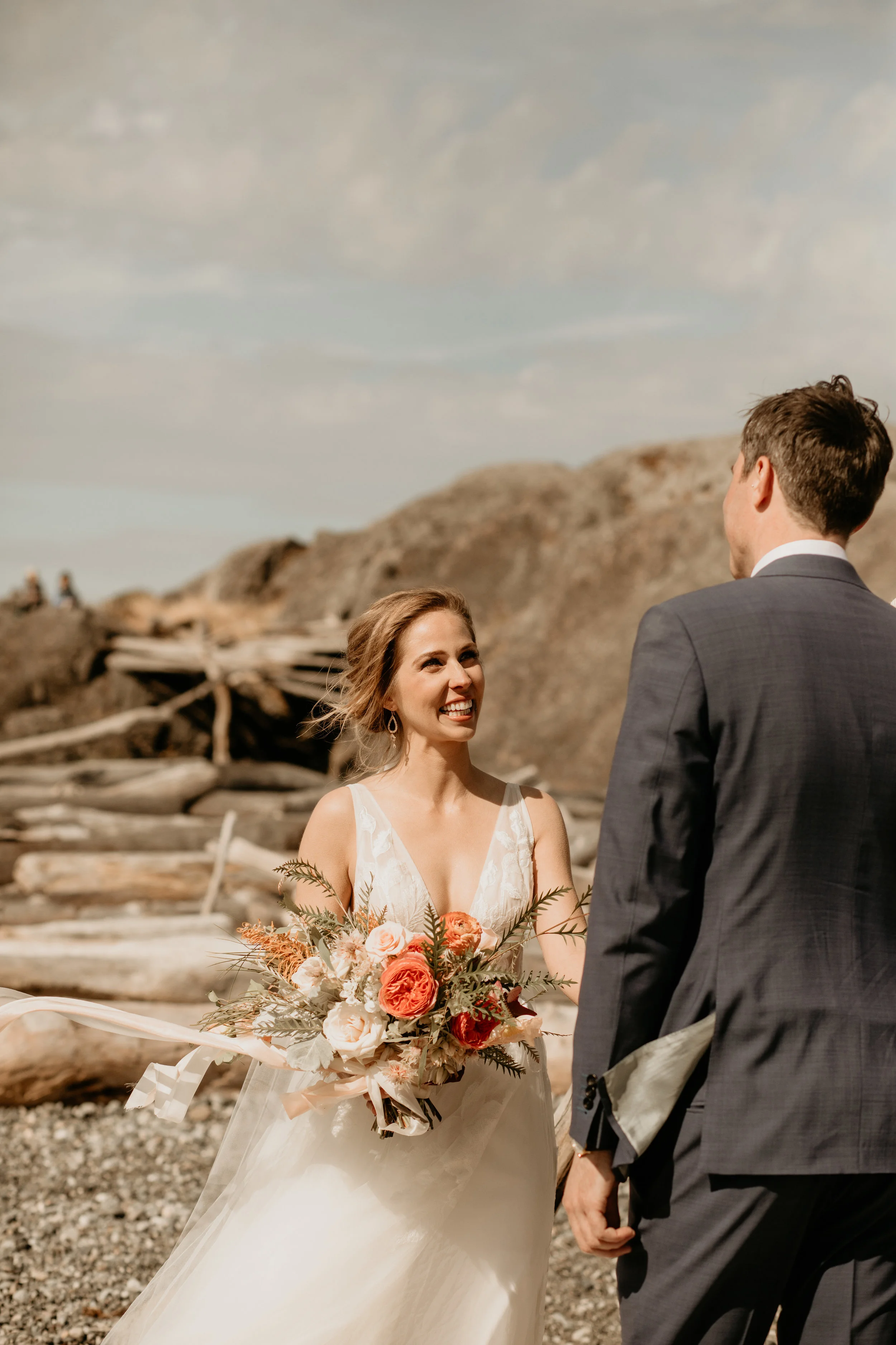 Friday Harbor elopement -San Juan island elopement - San Juan island wedding photos - Friday harbor wedding - Friday harbor wedding photographer - Friday harbor wedding - Friday harbor elopement - anacortes wedding photographer - San Juan island elo…