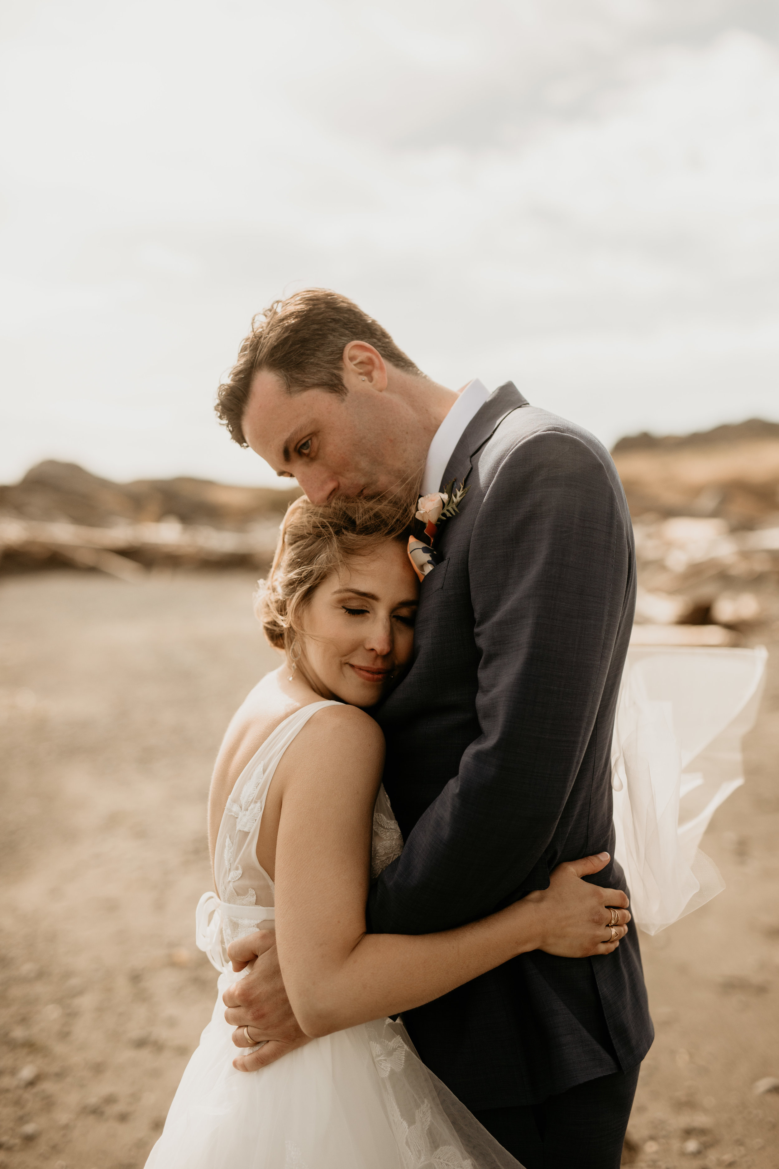 Friday Harbor elopement -San Juan island elopement - San Juan island wedding photos - Friday harbor wedding - Friday harbor wedding photographer - Friday harbor wedding - Friday harbor elopement - anacortes wedding photographer - San Juan island elo…