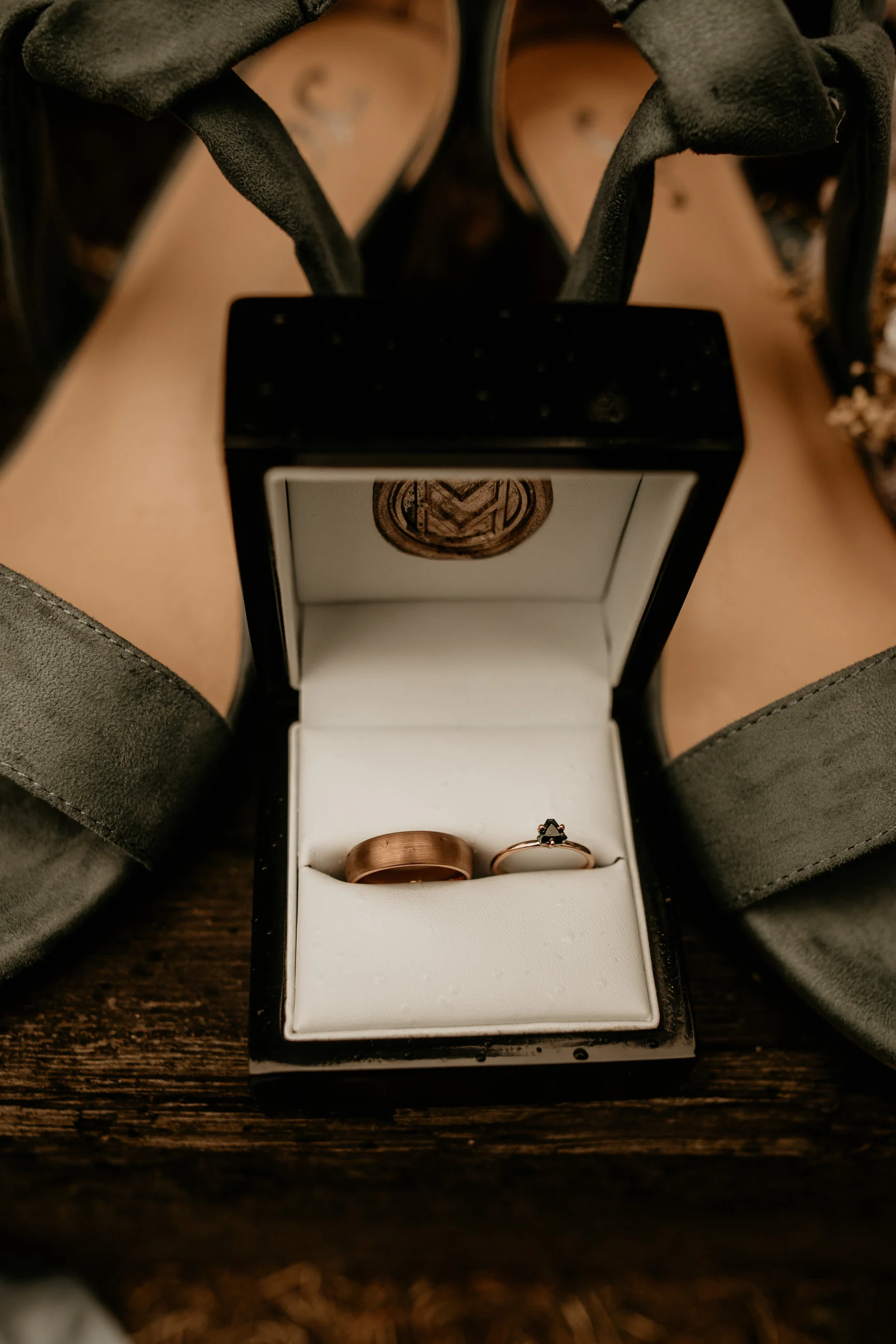 Seattle elopement photographer - Seattle courthouse wedding - port Townsend wedding - port Townsend wedding photographer - port Townsend lighthouse wedding - paw elopement- elopement photographer - Seattle beach wedding - tacoma beach wedding - Wash…