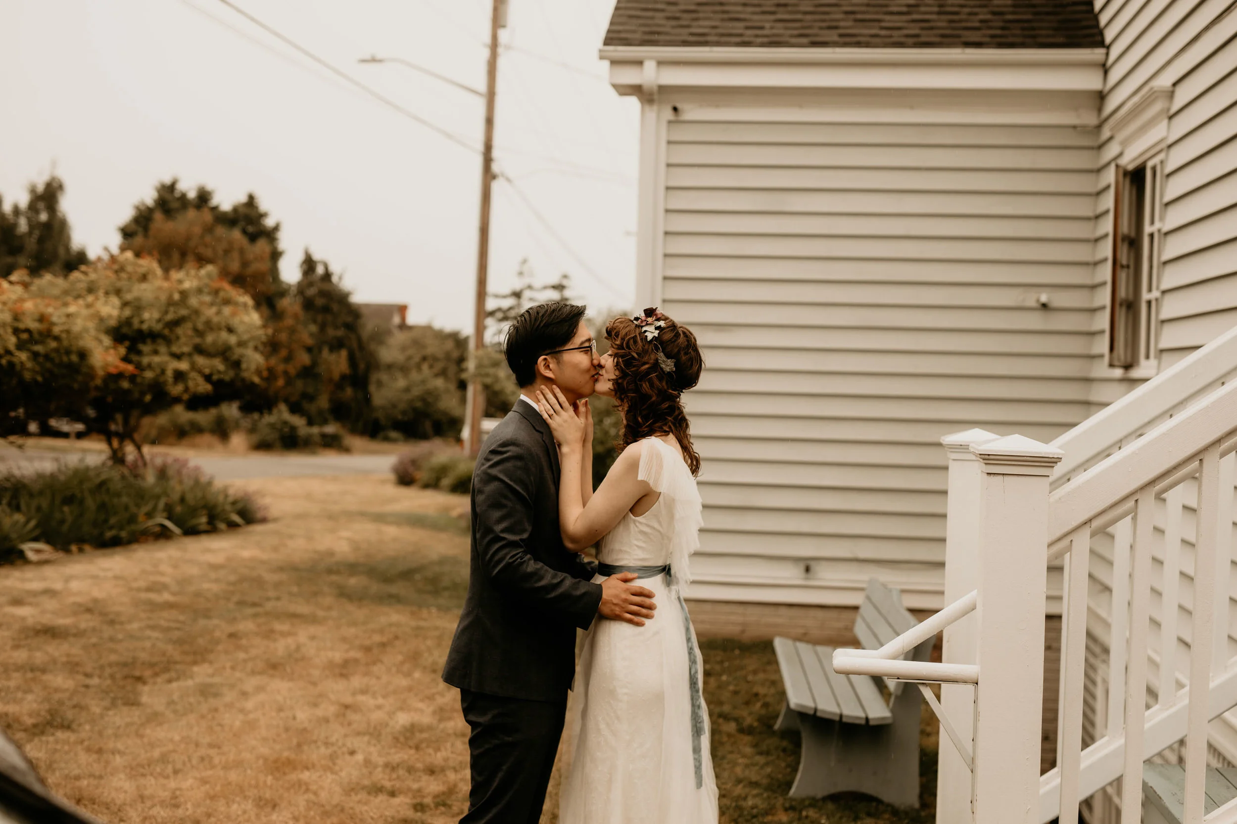 Port Townsend elopement - port Townsend courthouse wedding - port Townsend wedding - port Townsend wedding photographer - port Townsend lighthouse wedding - port Townsend point Wilson - point Wilson elopement - Seattle beach wedding - tacoma beach w…