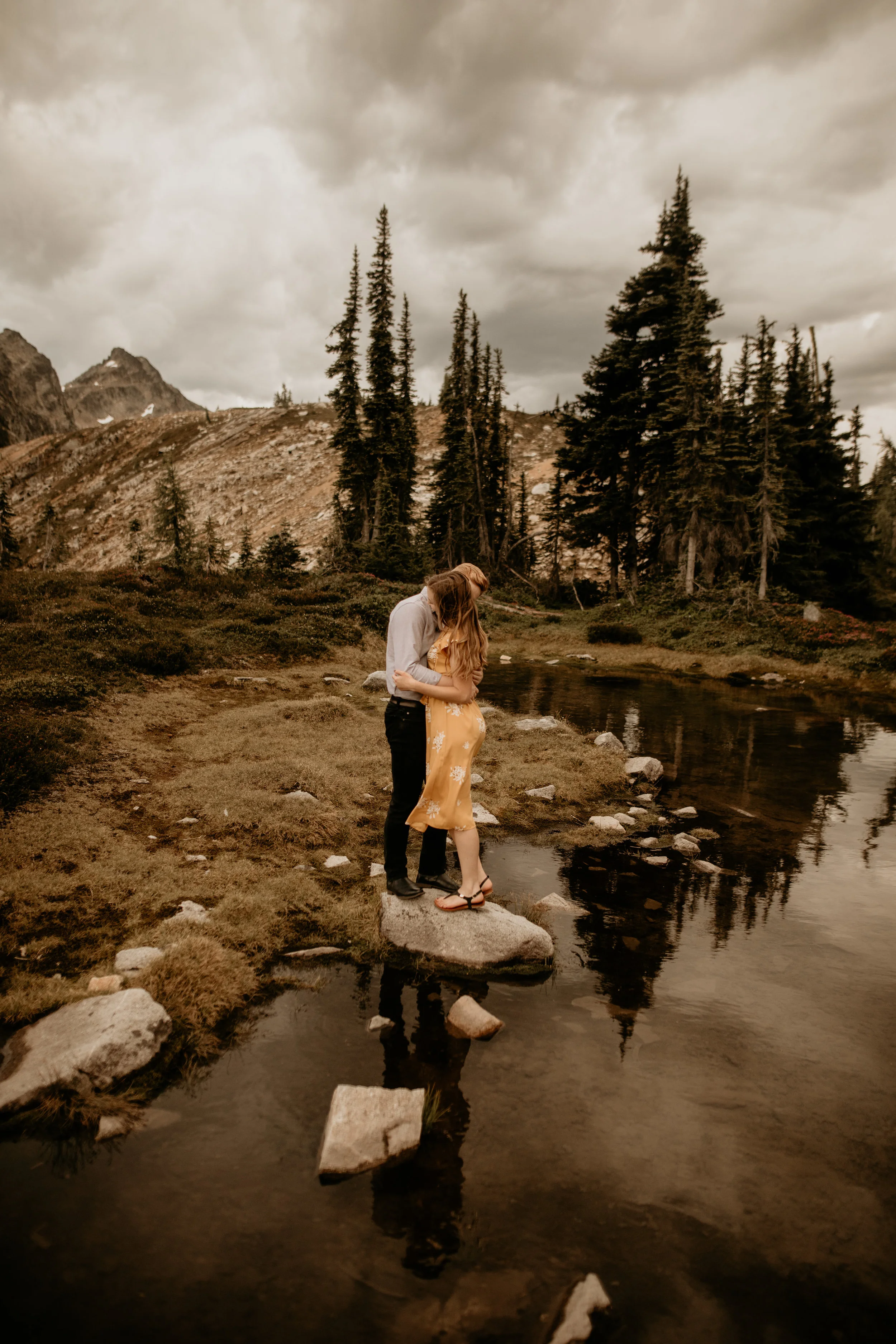 North cascades engagement session - heather maple pass loop engagement photos - north cascade national park engagement photos - mountain engagement photos - mt Baker national park engagement photos - wildflower engagement photos - summer engagement …