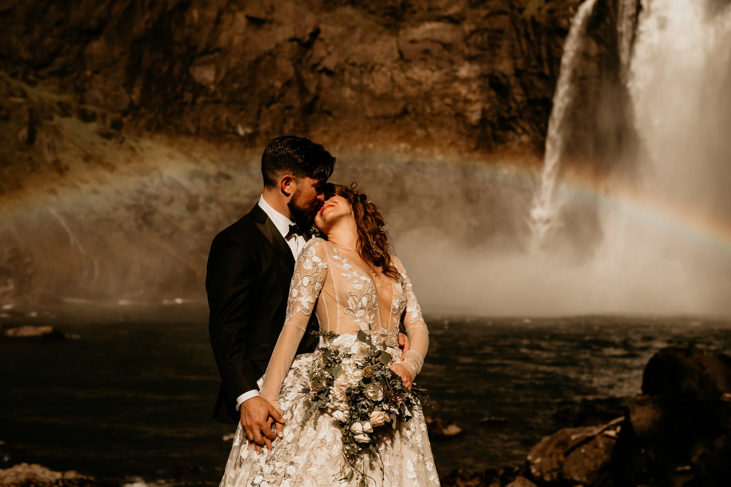 Latourell Falls engagement photography - Latourell Falls - Columbia River Gorge photos - Columbia River gorge photographer - Columbia river gorge engagement photography - best Columbia river gorge engagement locations - best Columbia river gorge pho…