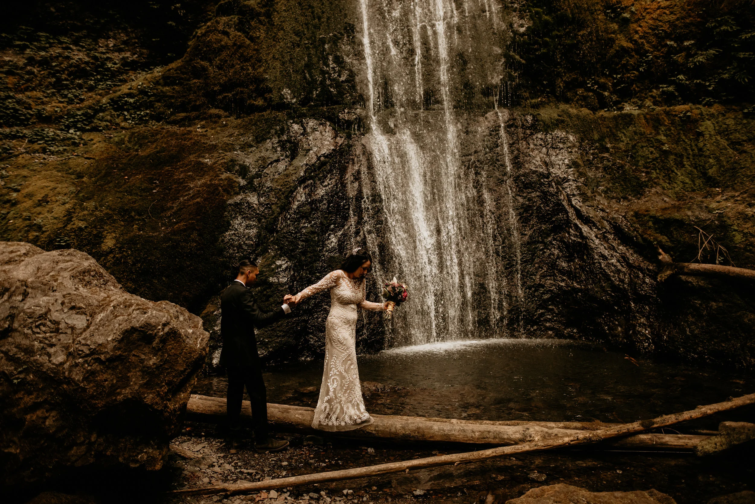 Lake-crescent-marymere-falls-elopement-photography-breeanna-lasher-Portriats-117.jpg