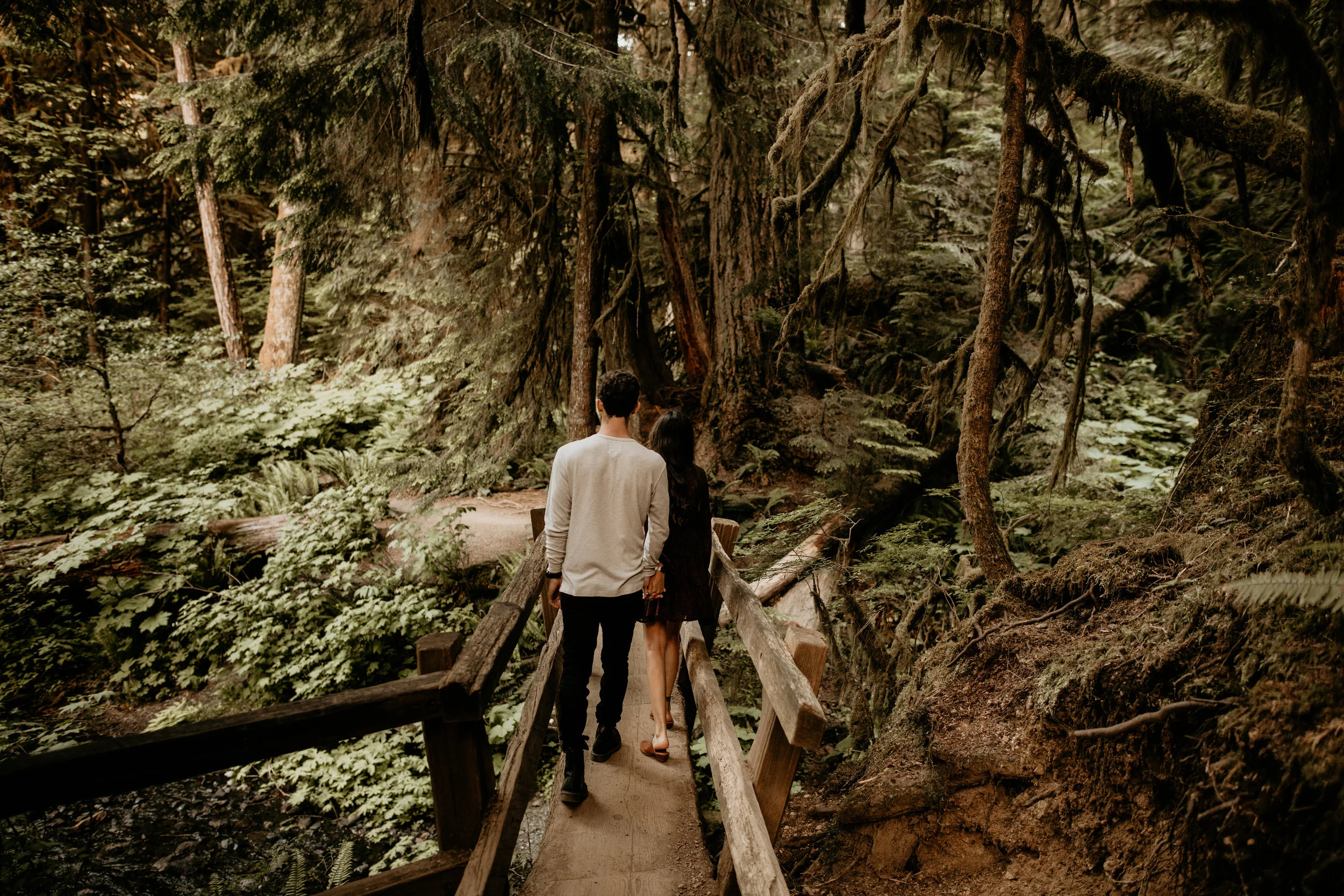 lake crescent engagement photos - Seattle elopement photographer - lake hikes - best lake hike - best engagement photo location - what to wear to your engagement photos - best pnw elopement photographer