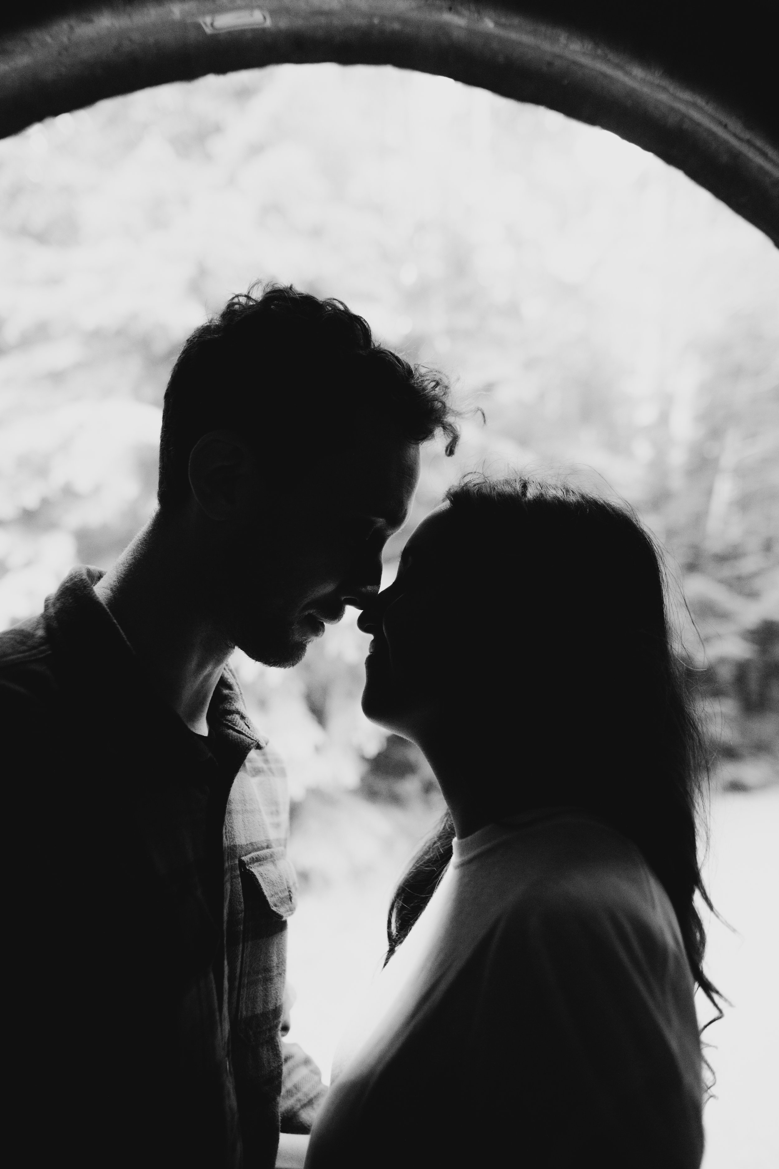 Crescent lake engagement photos – best Seattle elopement photographer - adventure hikes - lake hiking - best engagement photo location - what to wear on your engagement - pnw elopement photographer