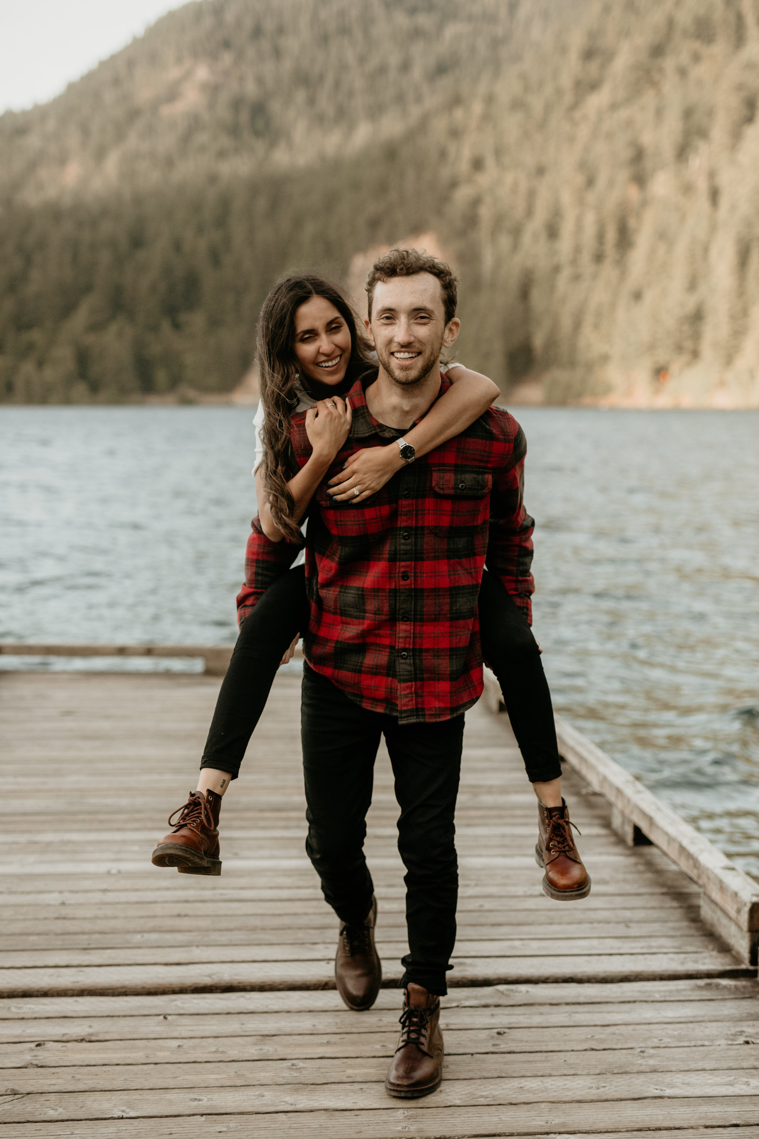 lake crescent engagement photos - Seattle elopement photographer - lake hikes - best lake hike - best engagement photo location - what to wear to your engagement photos - best pnw elopement photographer