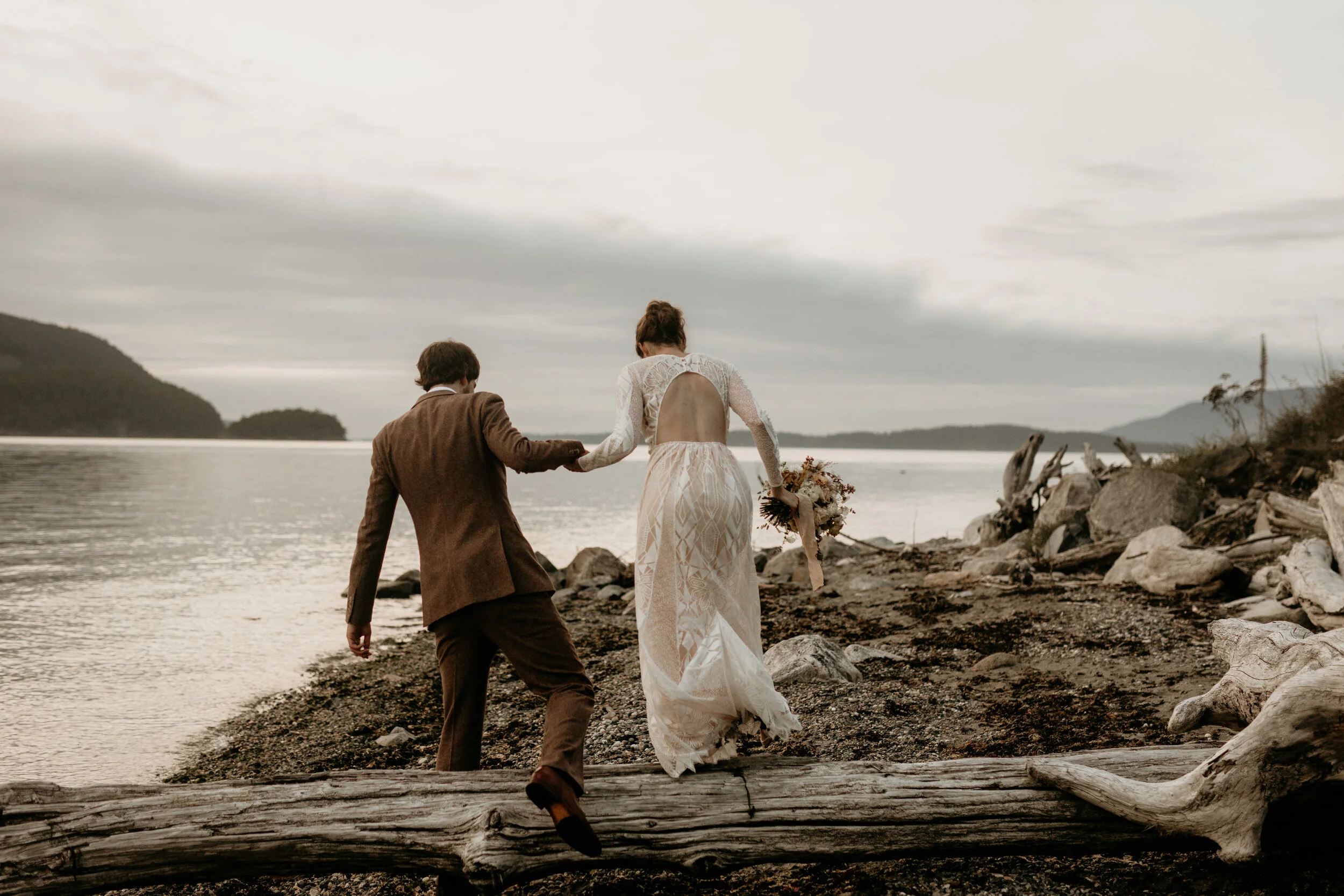 guemes island elopement - guemes island elopement photographer - San Juan island elopement - San Juan island elopement photographer - orcas island wedding - orcas island elopement - orcas island wedding photographer - orcas island elopement photogra…