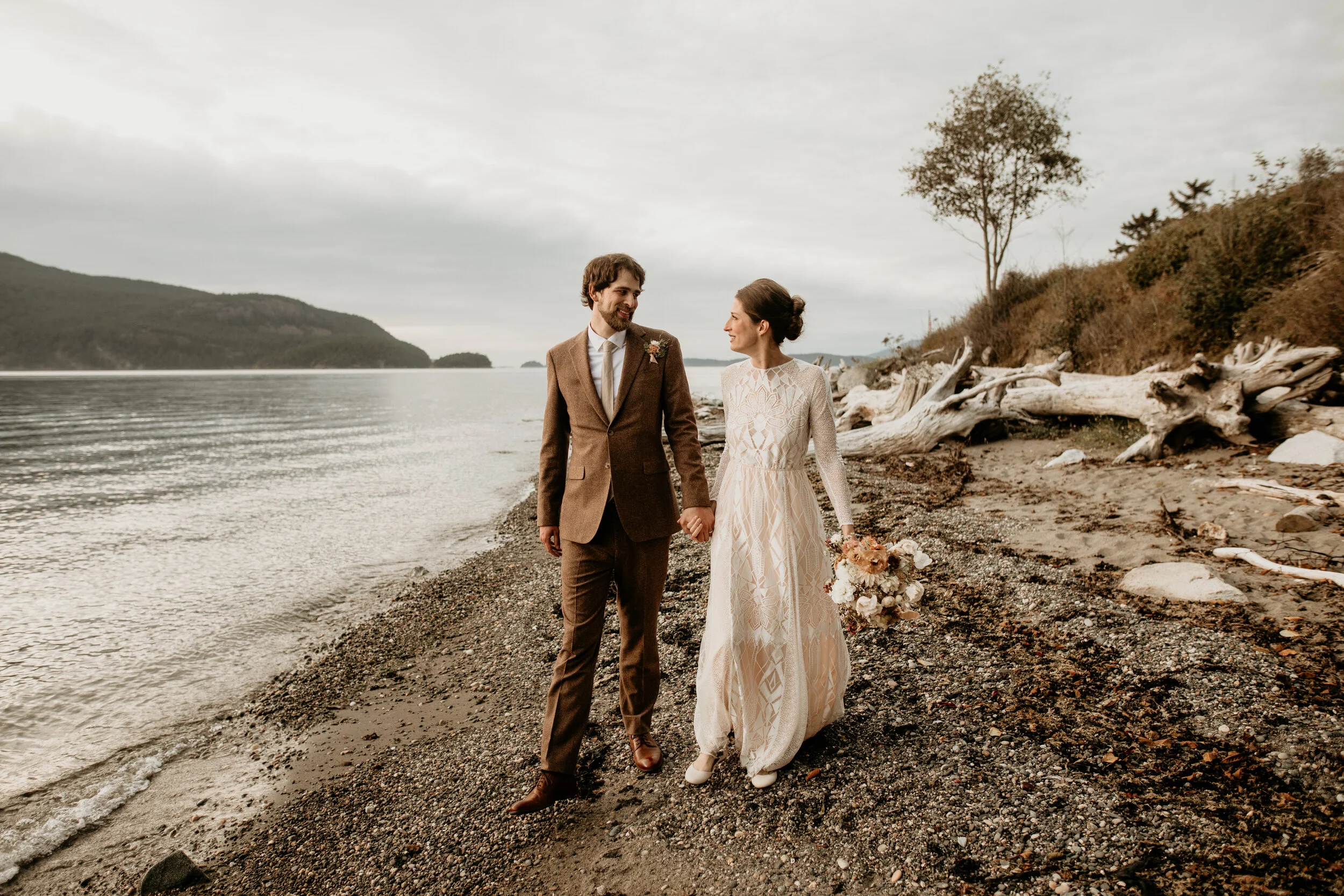 guemes island elopement - guemes island elopement photographer - San Juan island elopement - San Juan island elopement photographer - orcas island wedding - orcas island elopement - orcas island wedding photographer - orcas island elopement photogra…