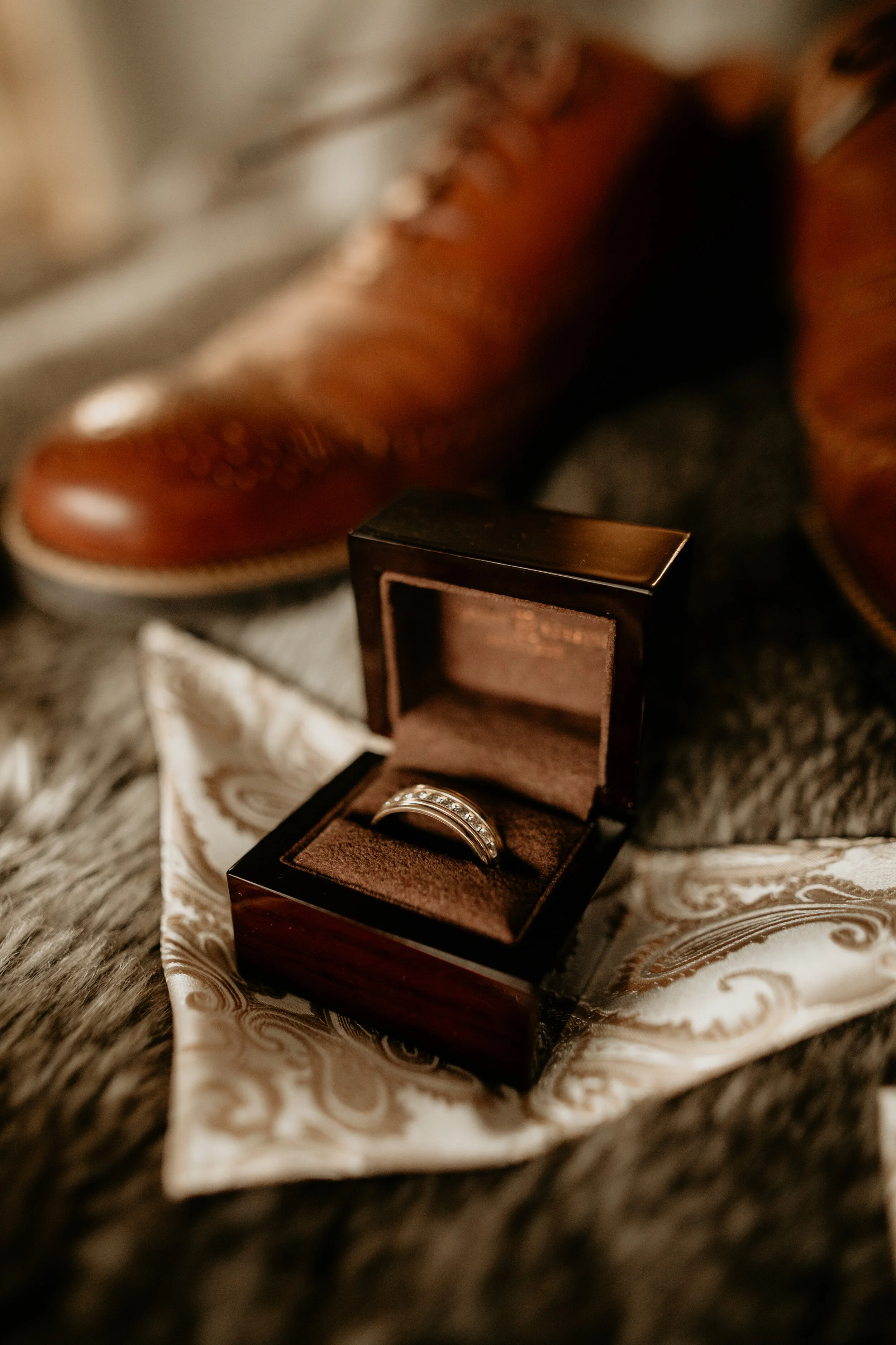 Snoqualmie falls elopement - Salish lodge elopement - snoqualmie falls wedding - Salish lodge wedding - snoqualmie falls elopement photographer - Salish lodge wedding photographer - snoqualmie pass elopement - waterfall elopement vibes - fall elopem…