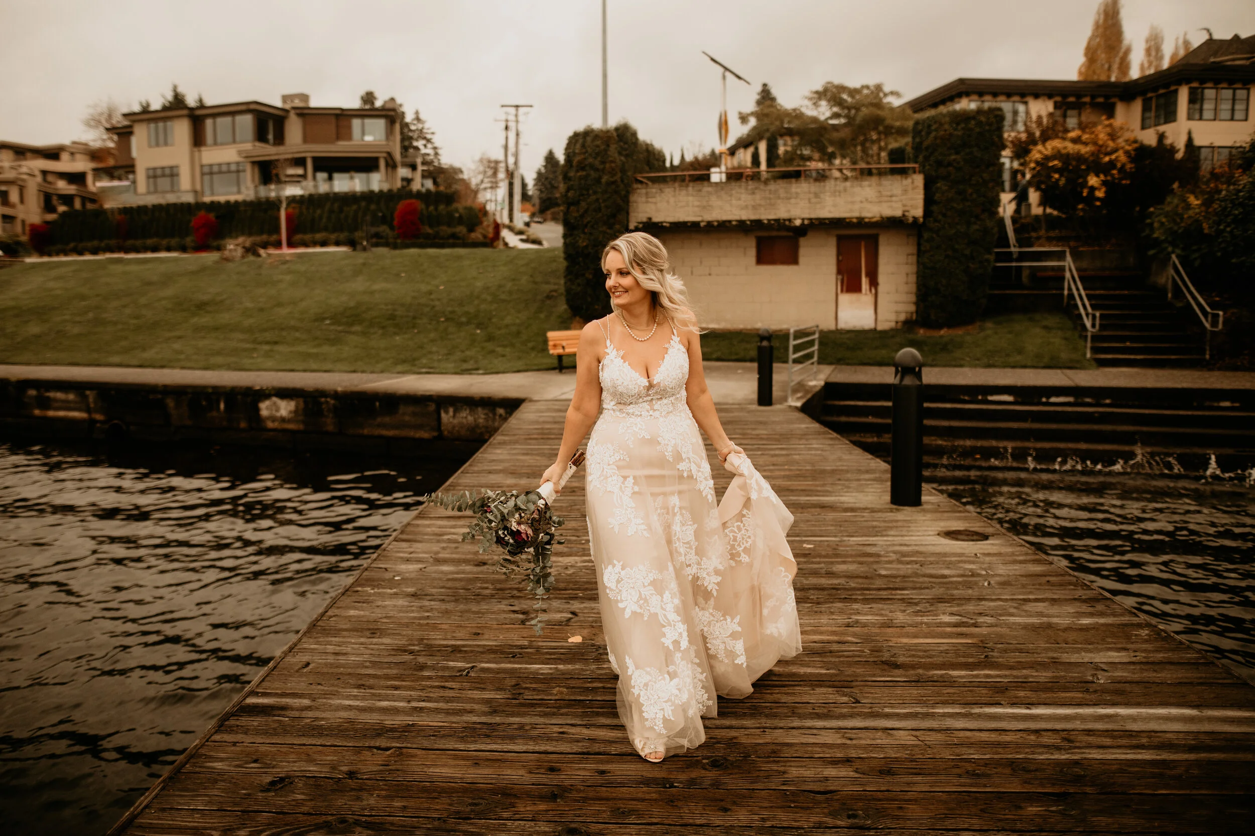 Snoqualmie falls elopement - Salish lodge elopement - snoqualmie falls wedding - Salish lodge wedding - snoqualmie falls elopement photographer - Salish lodge wedding photographer - snoqualmie pass elopement - waterfall elopement vibes - fall elopem…