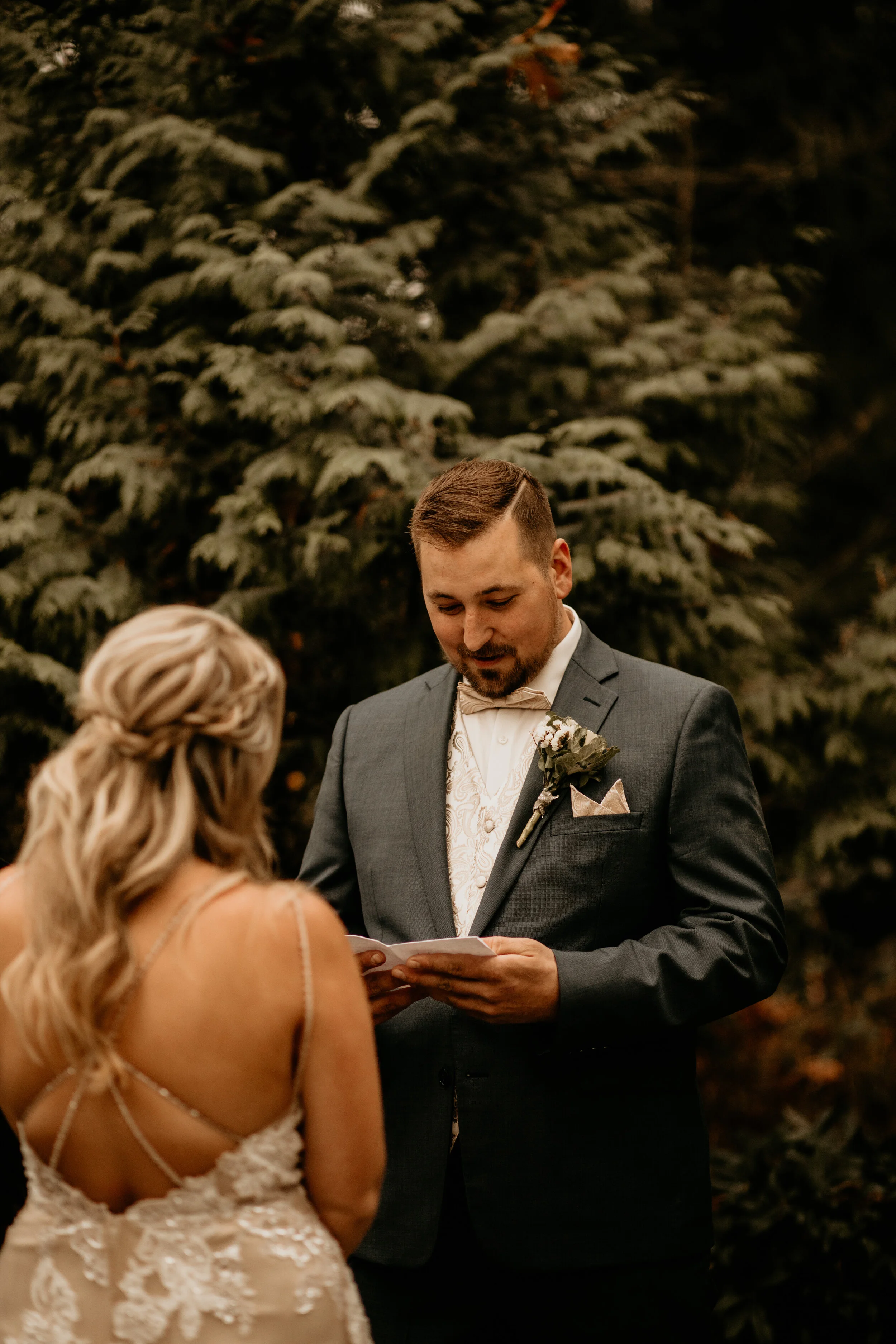 Snoqualmie falls elopement - Salish lodge elopement - snoqualmie falls wedding - Salish lodge wedding - snoqualmie falls elopement photographer - Salish lodge wedding photographer - snoqualmie pass elopement - waterfall elopement vibes - fall elopem…