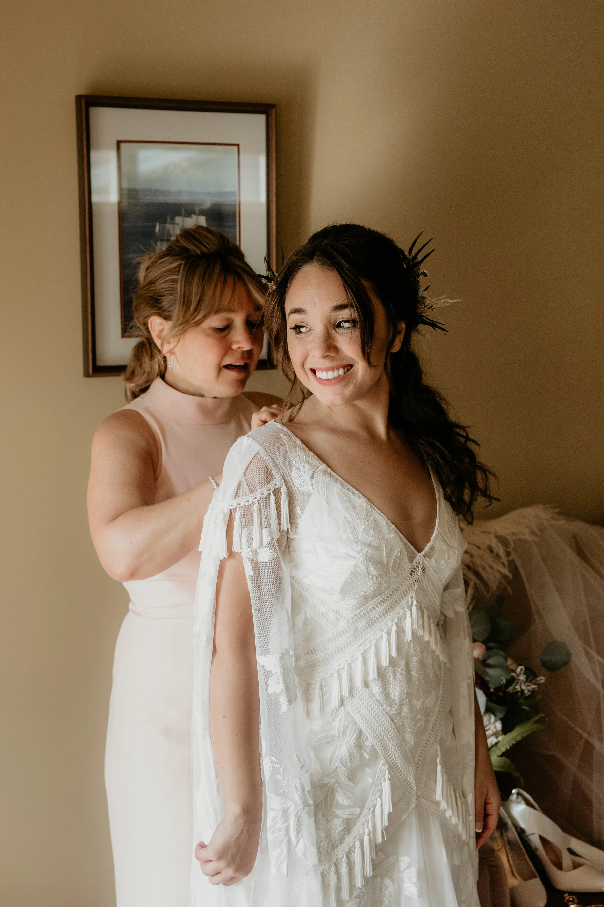 Orcas Island elopement - San Juan Island elopement - San Juan Island wedding - Orcas Island wedding - Orcas island elopement photographer -San Juan Island wedding photographer - Friday Harbor elopement - Island elopement vibes - fall elopement inspi…